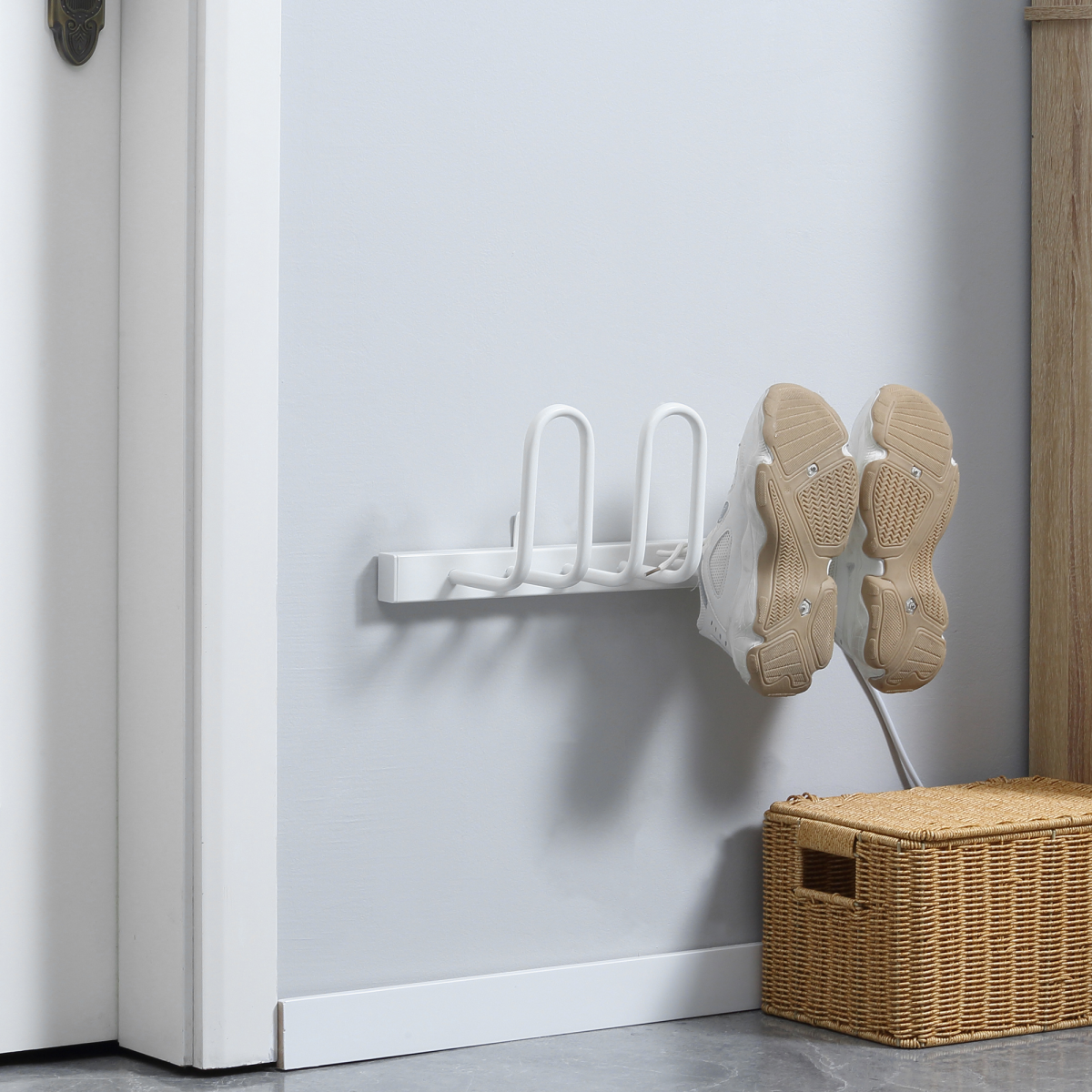 HOMCOM Electric Shoe Dryer, Wall-Mount for 2 Pairs of Shoes, Boots, Leather Shoes, Socks, White