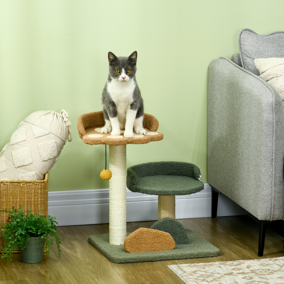 PawHut 52cm Indoor Cat Tree with Scratching Posts, Bed & Toy Ball