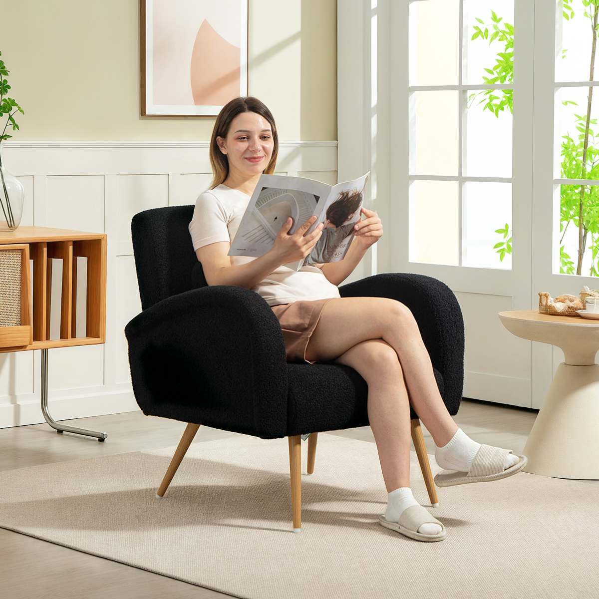 HOMCOM Black Teddy Fleece Accent Chair with Metal Legs