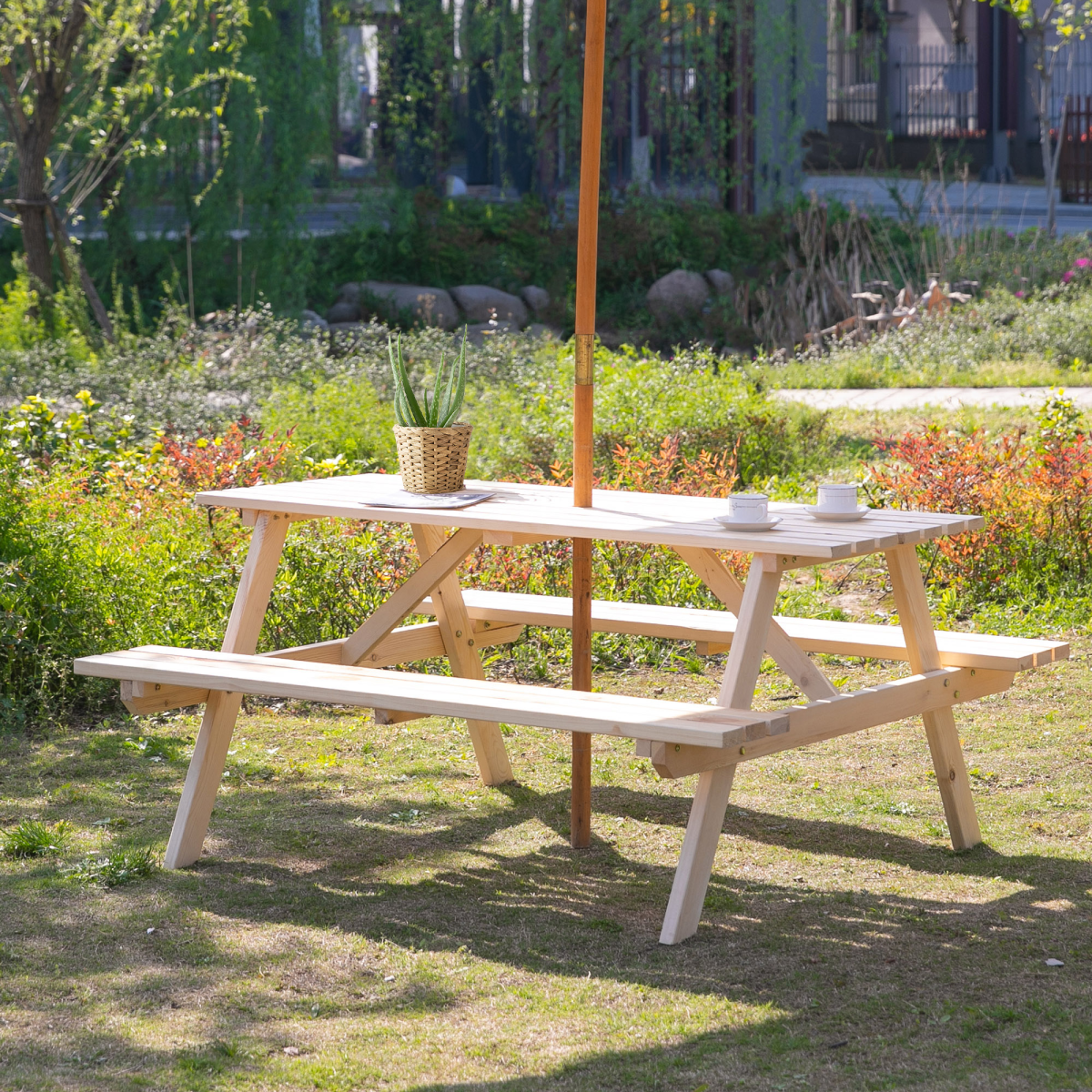 Outsunny 4-Seater Fir Wood Picnic Set with Parasol Cutout
