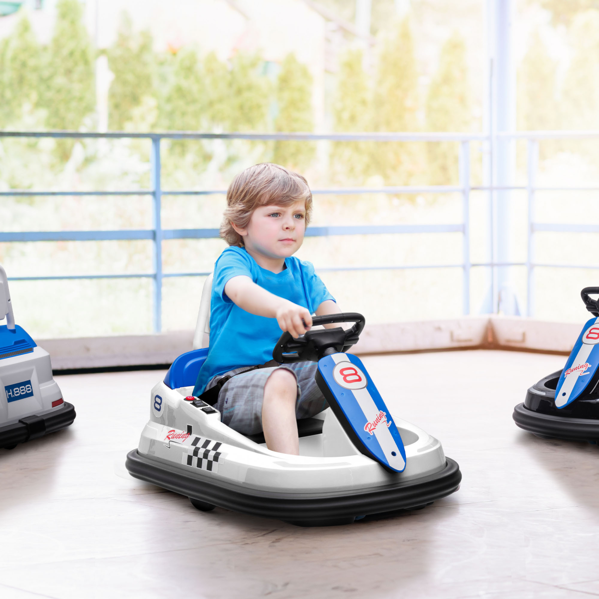 HOMCOM 6V Kids Bumper Car, 360° Spin Ride-On, 2 Speeds, White