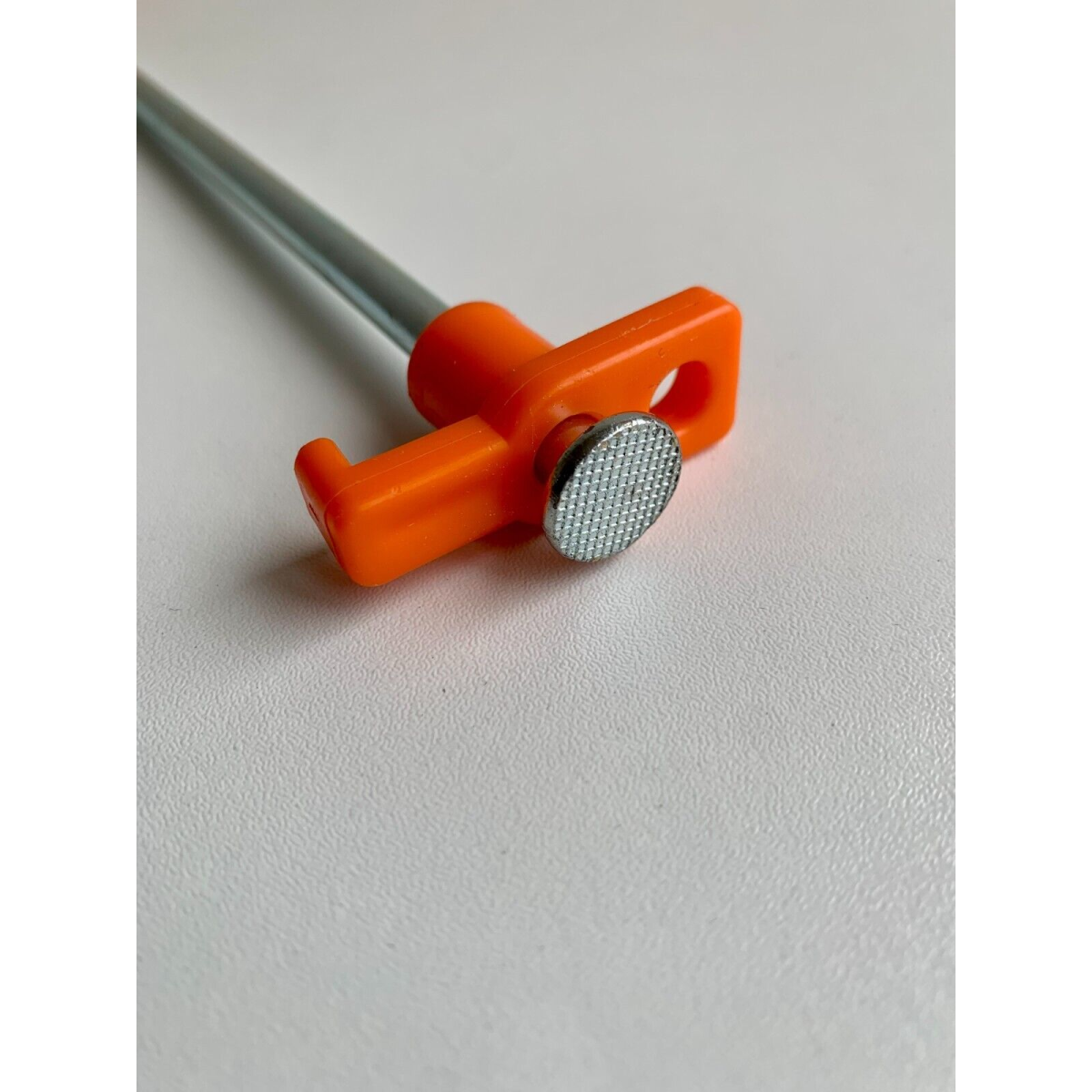 20 x Heavy Duty Hard Ground 25cm Rock Peg Hi Vis Hook Top Camping Awning Tent