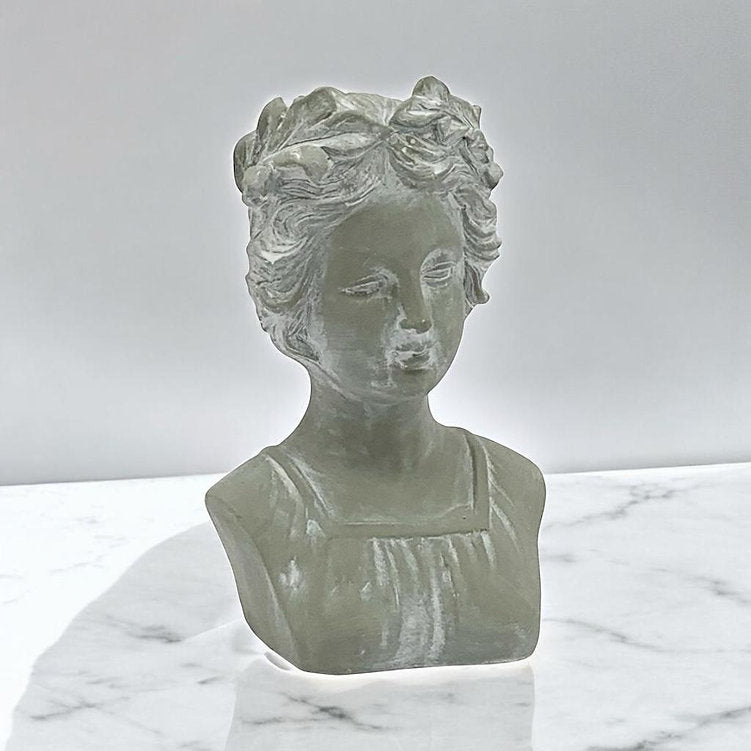 MSL 27cm Grey Resin Bust Indoor or Outdoor Ornament
