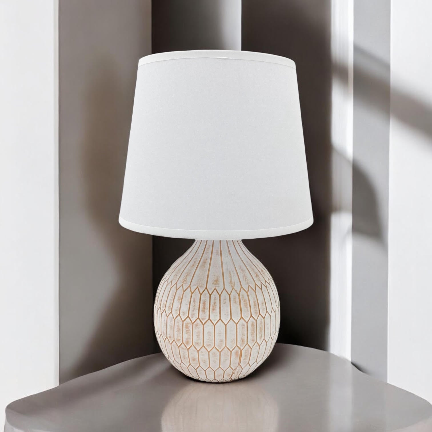 MSL Traditional Table Lamp 36 x 22 x 22 cm with 9 Inch Shade, Inline Rocker Switch, Double Insulated
