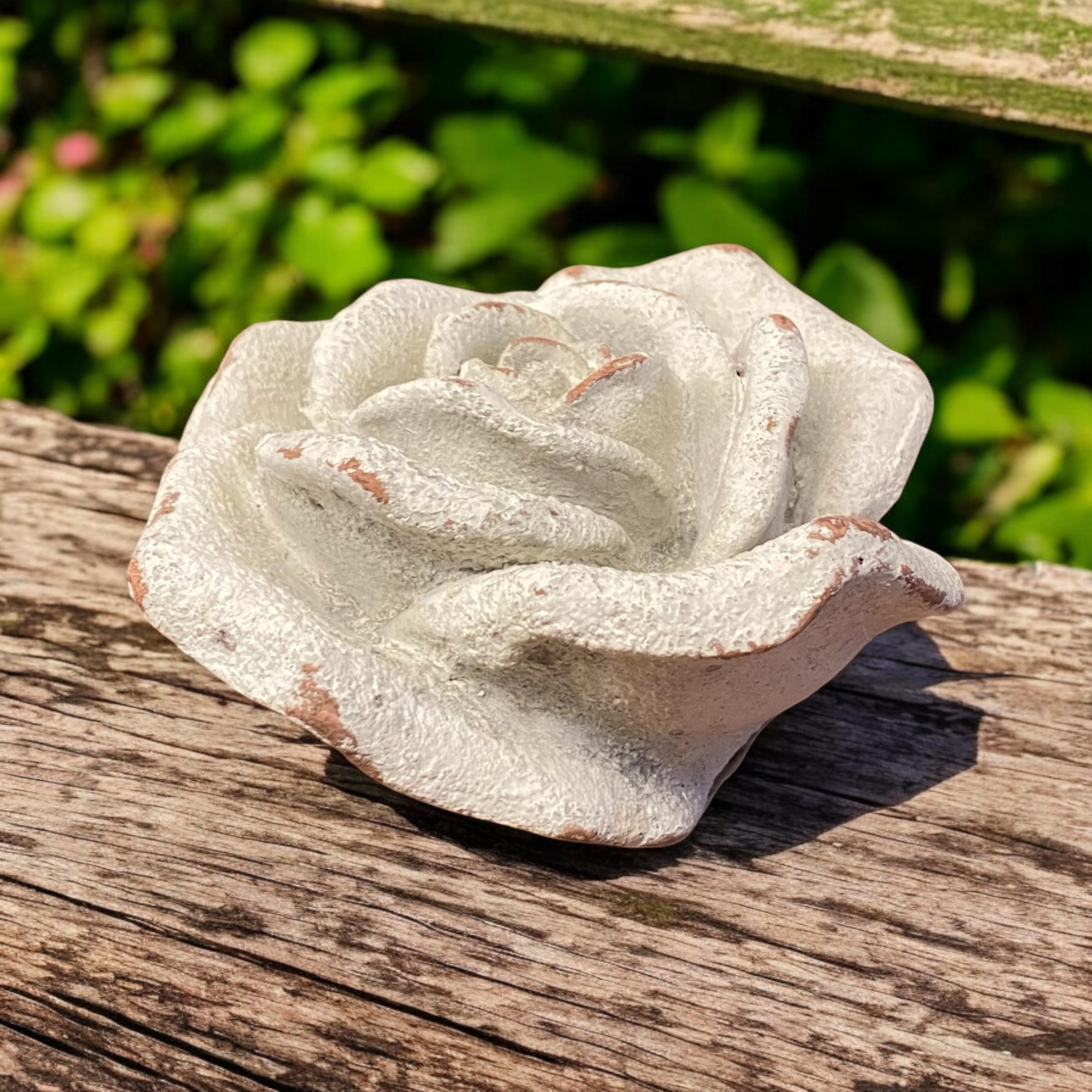 MSL 15cm Resin Flower Hand Finished Indoor/Outdoor Home Decor