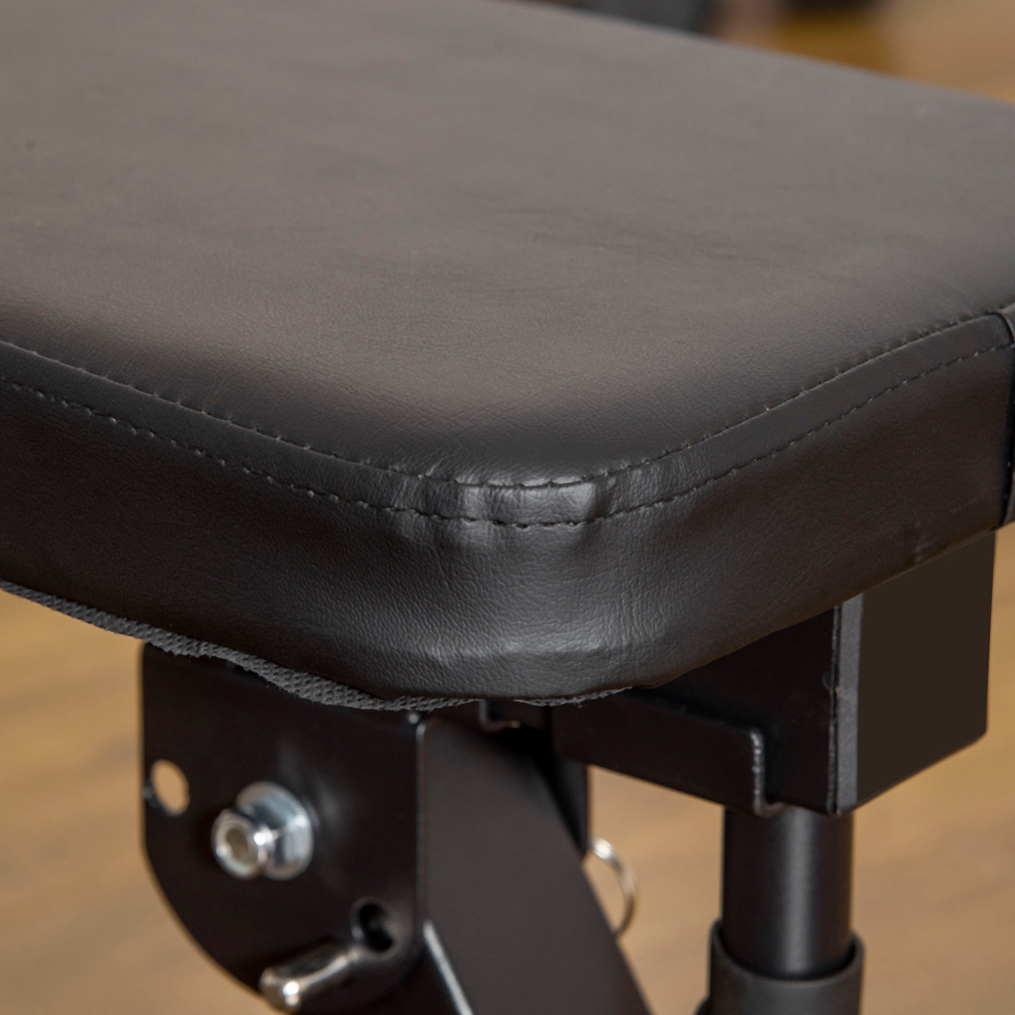 HOMCOM Adjustable Weight Bench with Barbell Rack and Dip Station, Foldable, Black