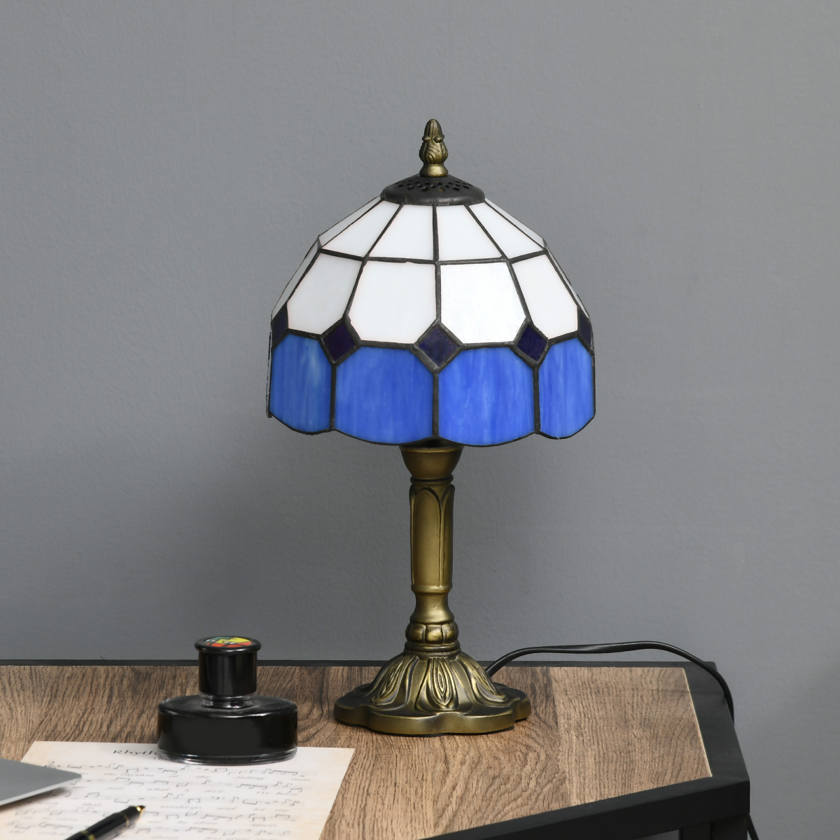 HOMCOM Antique Blue Stained Glass Table Lamp, E27 Bulb Not Included