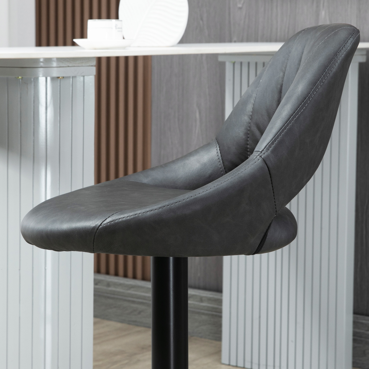 HOMCOM Set of 2 Adjustable Swivel PU Leather Counter Bar Stools with Footrest