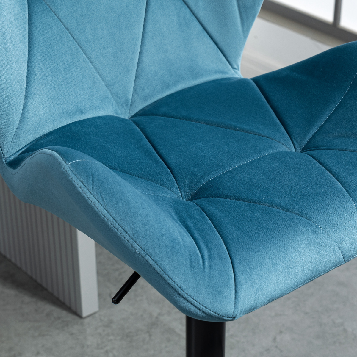 HOMCOM Set of 2 Blue Velvet-Feel Adjustable Bar Stools with Metal Base