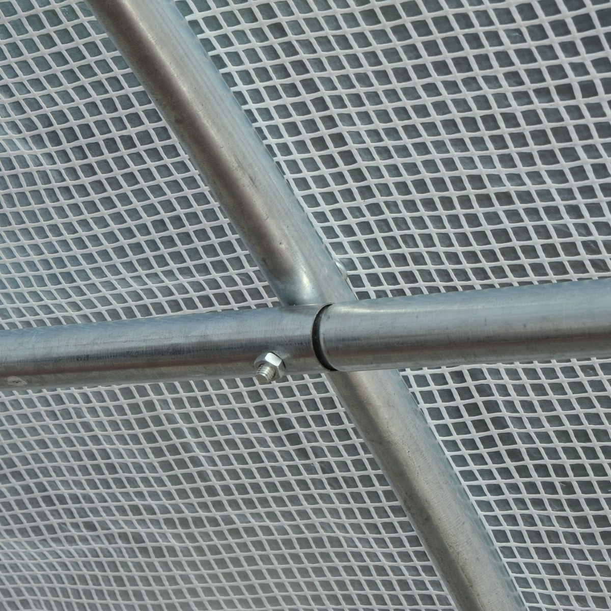 Outsunny 6 x 3 x 2 m Polytunnel Greenhouse with Zippered Door, 8 Windows