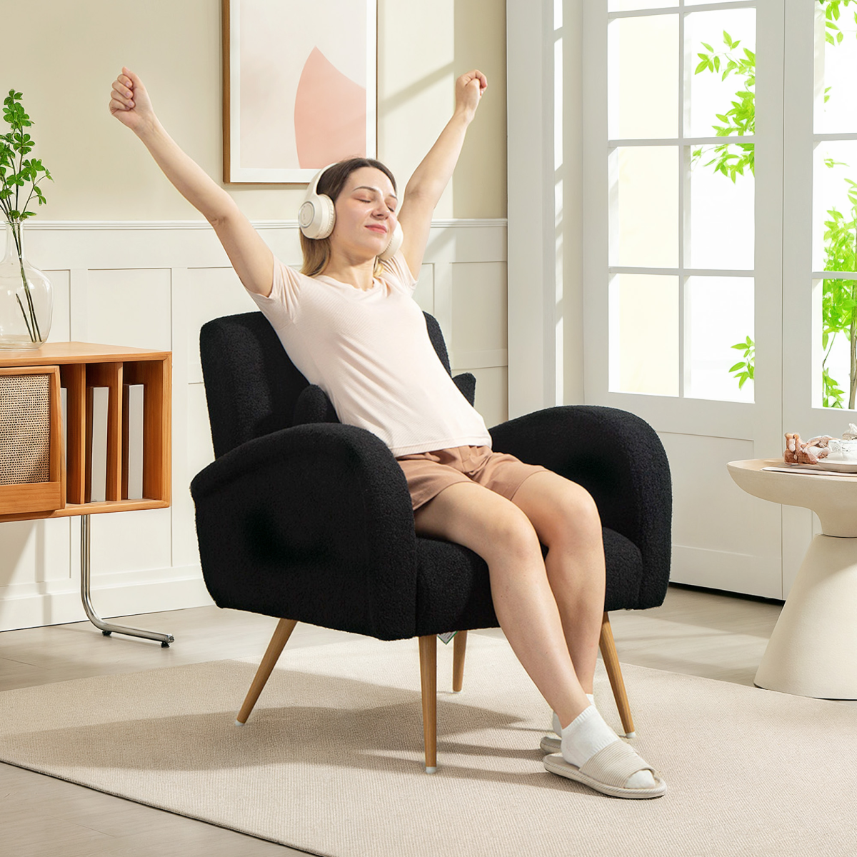 HOMCOM Black Teddy Fleece Accent Chair with Metal Legs