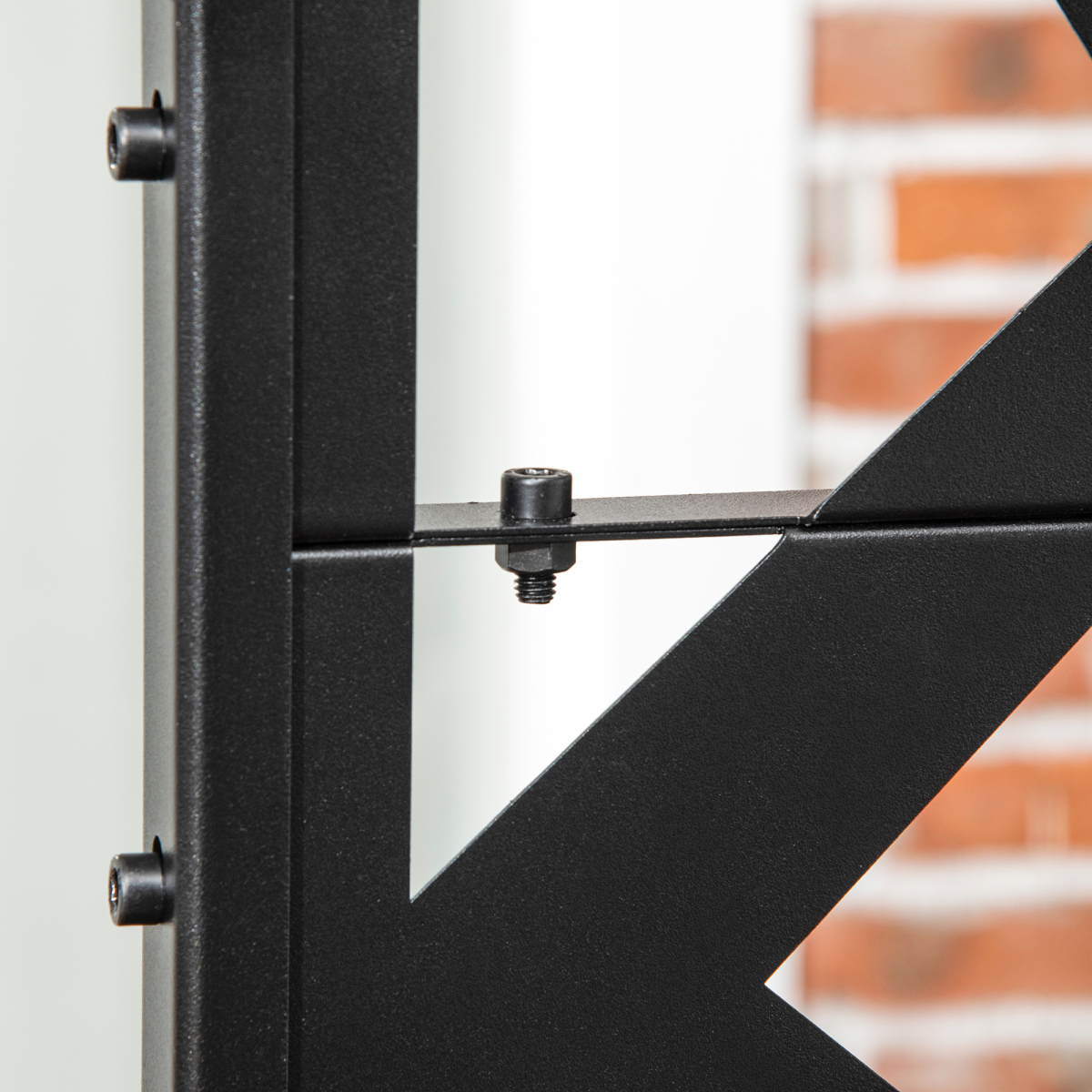 Outsunny Black Steel Garden Partition Screen, Freestanding Outdoor Decorative Divider, Irregular Figure Design, Includes Expansion Screws