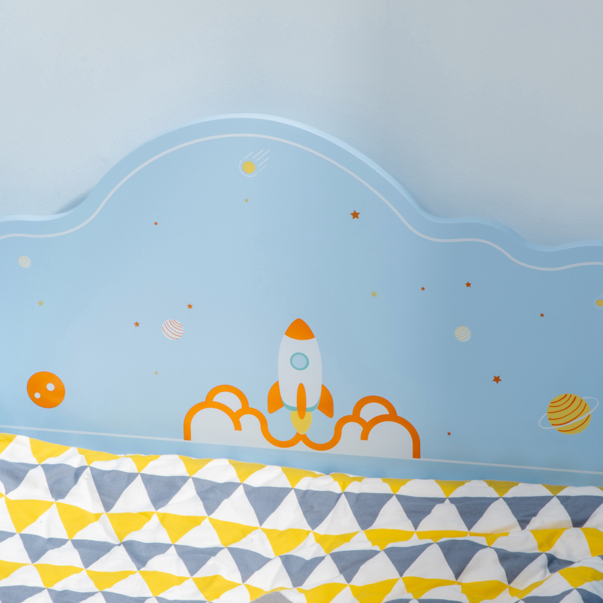 ZONEKIZ Space-Themed Toddler Bed for Boys and Girls, Ages 3-6