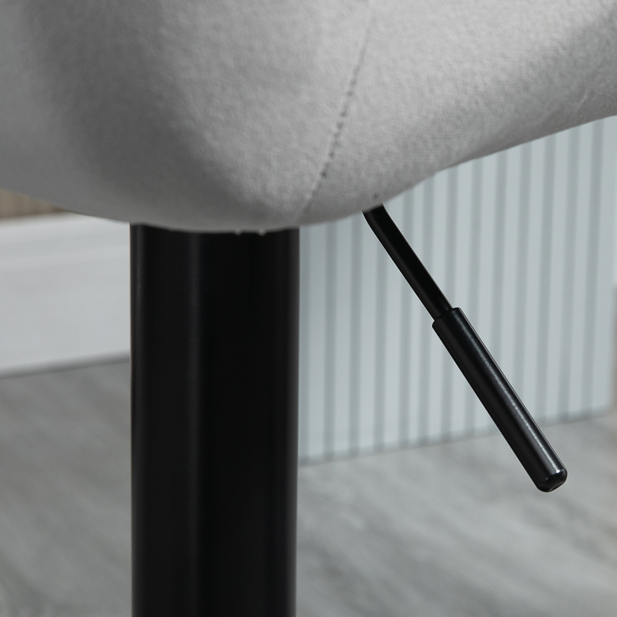 HOMCOM Set of 2 Grey Velvet-Feel Adjustable Bar Stools