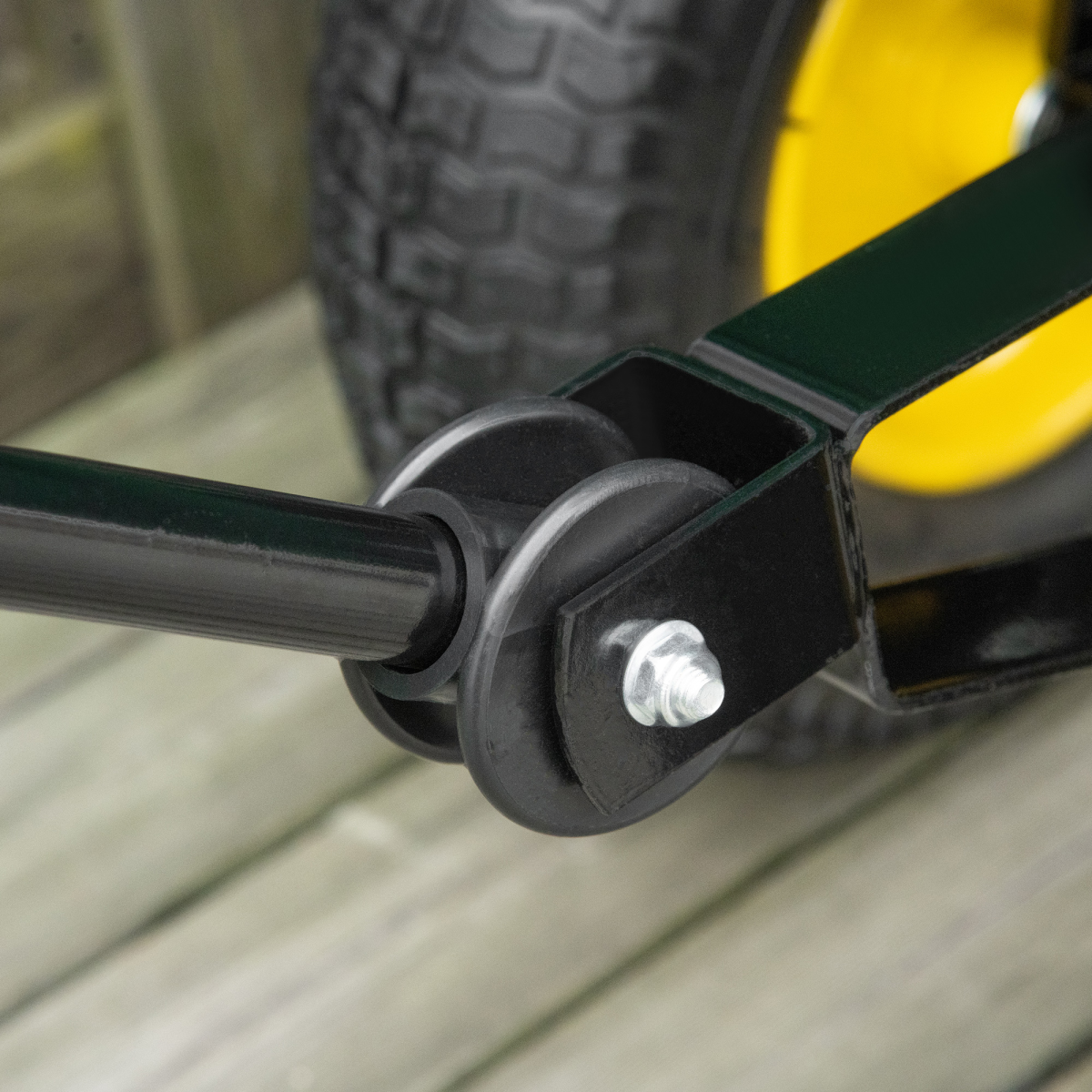 Outsunny 125L Heavy Duty 4-Wheel Garden Cart Trolley Wheelbarrow Green