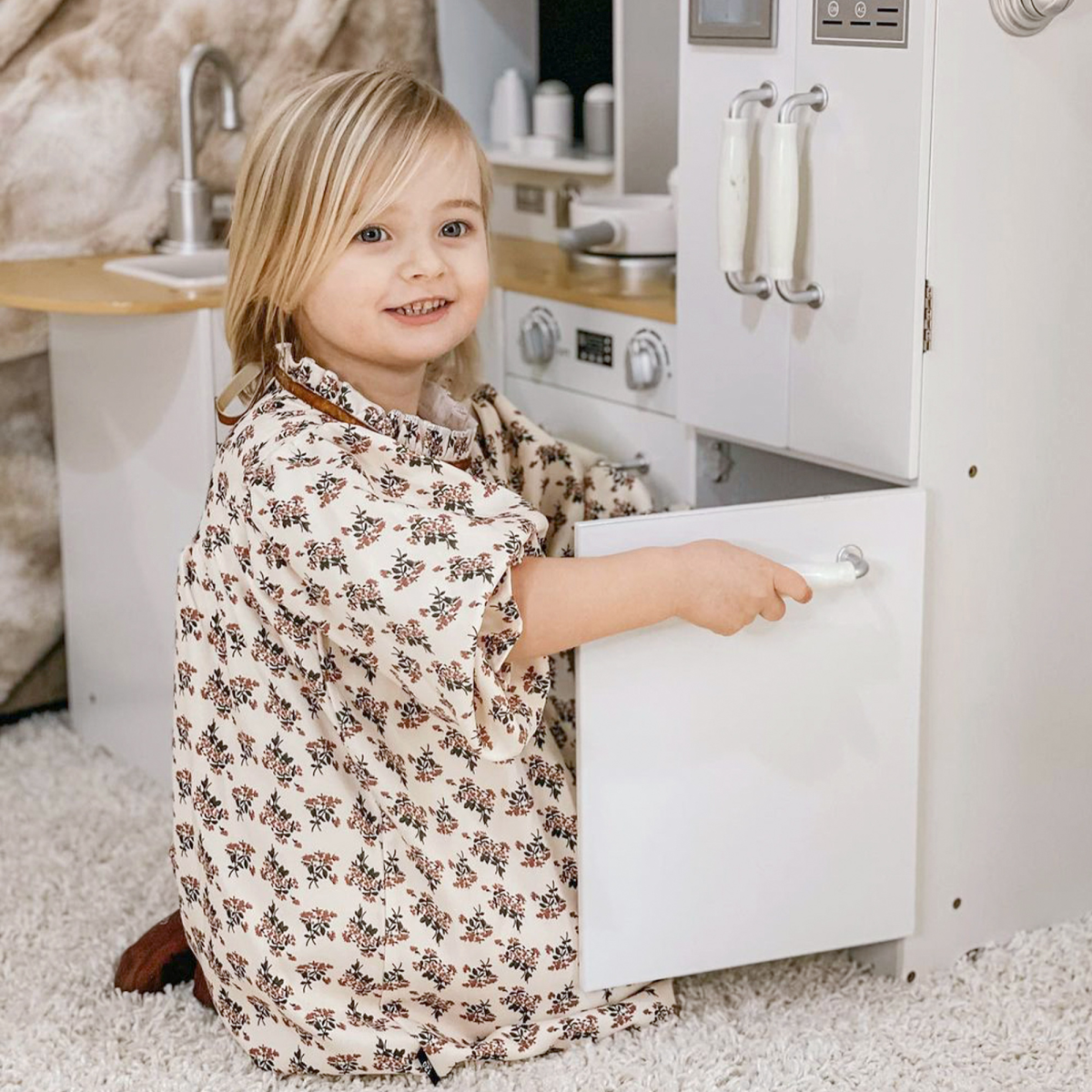 HOMCOM White Kids Kitchen Playset with Full Accessories