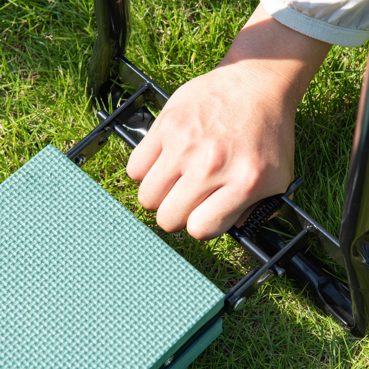 Outsunny 2-in-1 Garden Kneeler Bench, Black/Dark Green