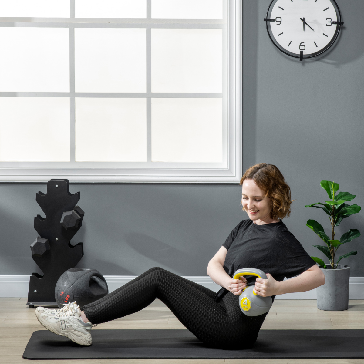 SPORTNOW 4kg Kettlebell with Handle for Home Gym, Yellow/Grey