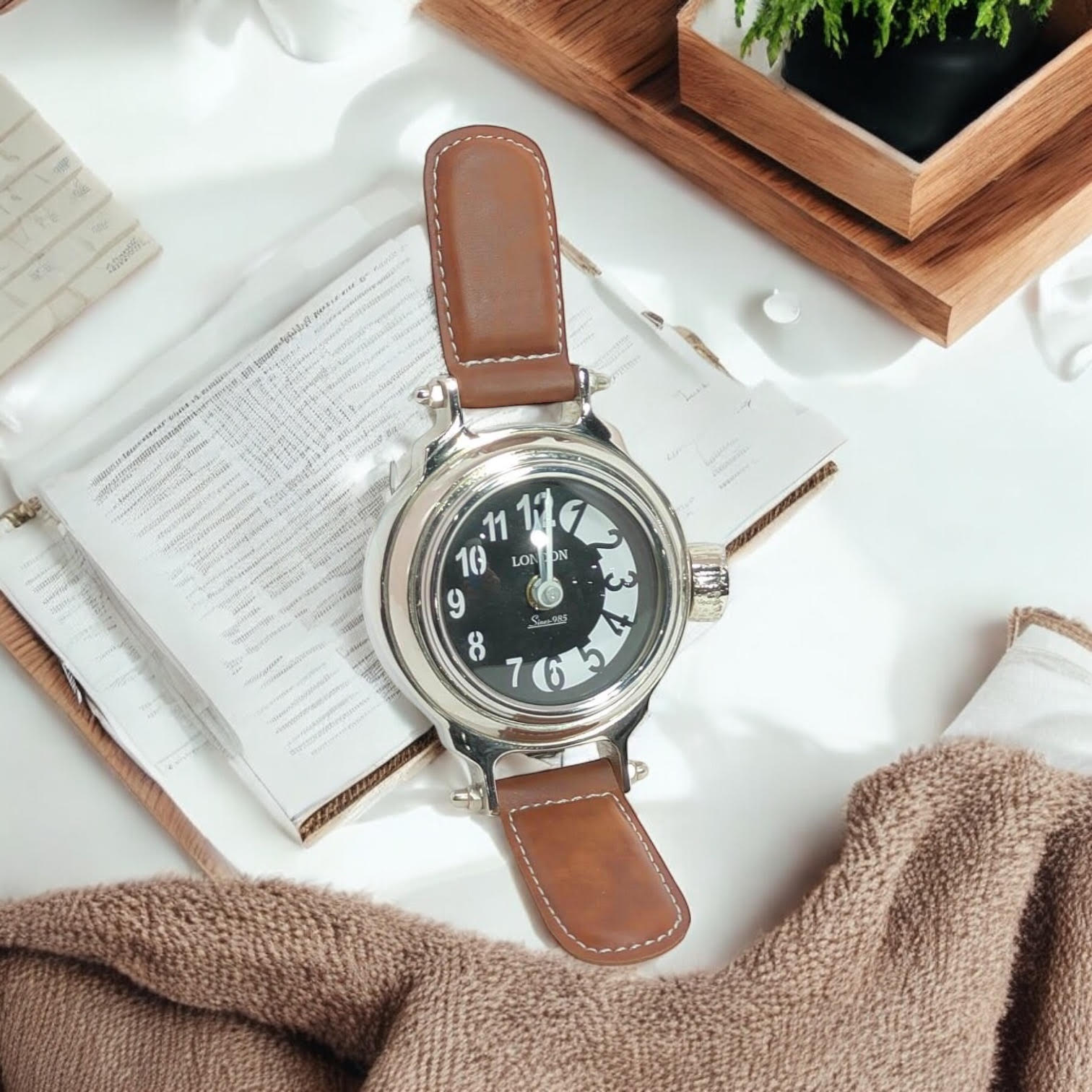 MSL Hand Finished Table Clock, Requires 1 AA Battery