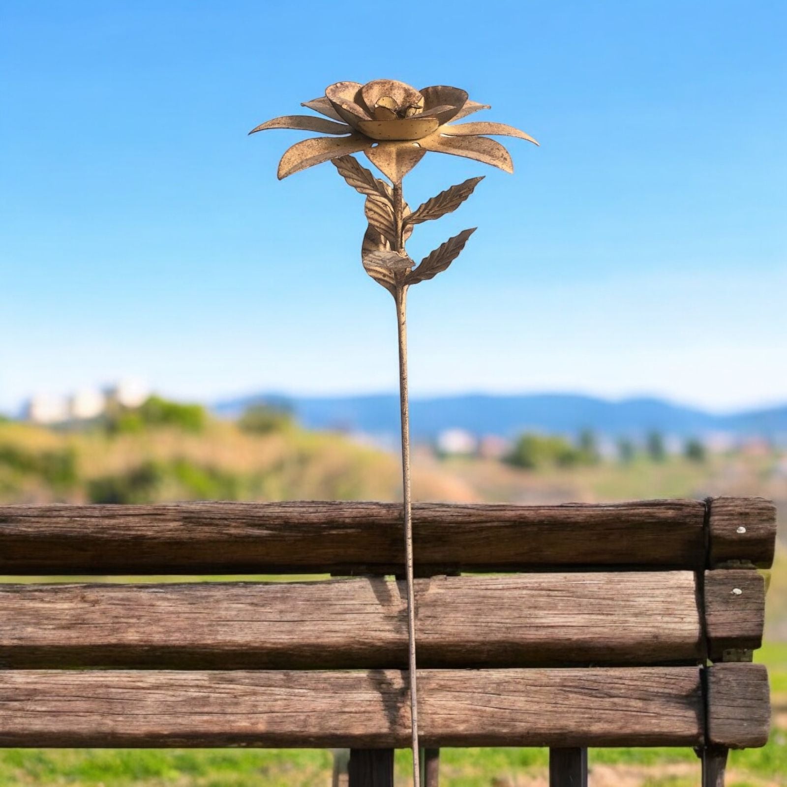 MSL 71cm Decorative Garden Stake with Distressed Finish