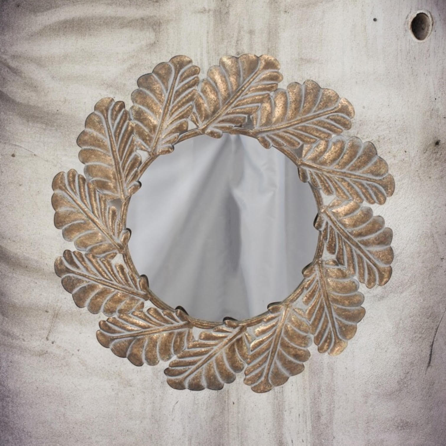 MSL 68cm Round Hand-Finished Metal Framed Mirror