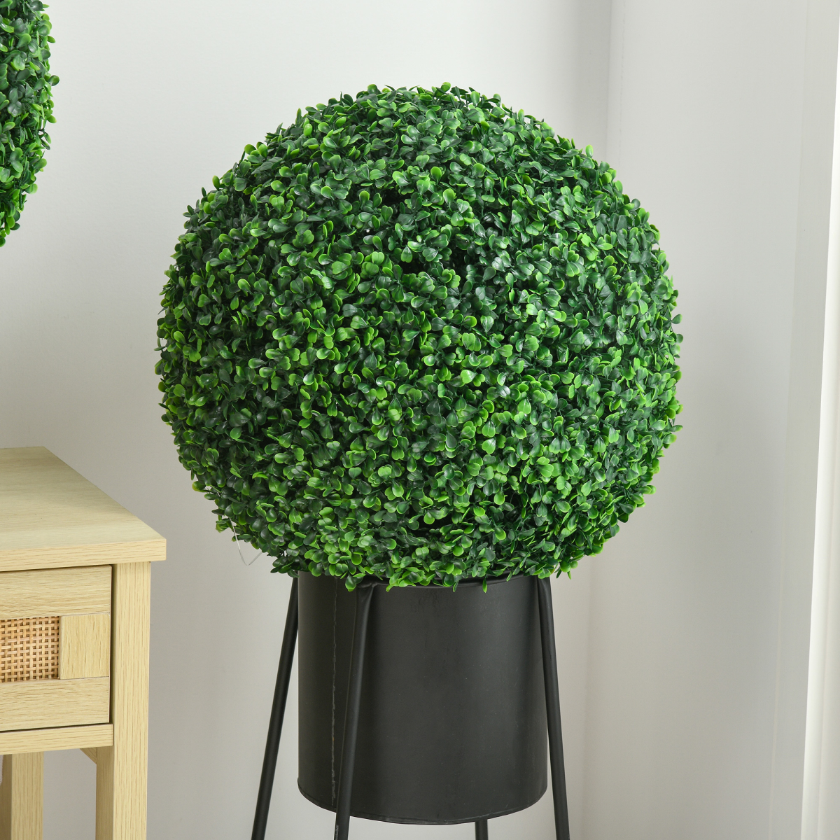 HOMCOM Set of 2 Artificial Boxwood Topiary Balls, Indoor Outdoor UV Protected