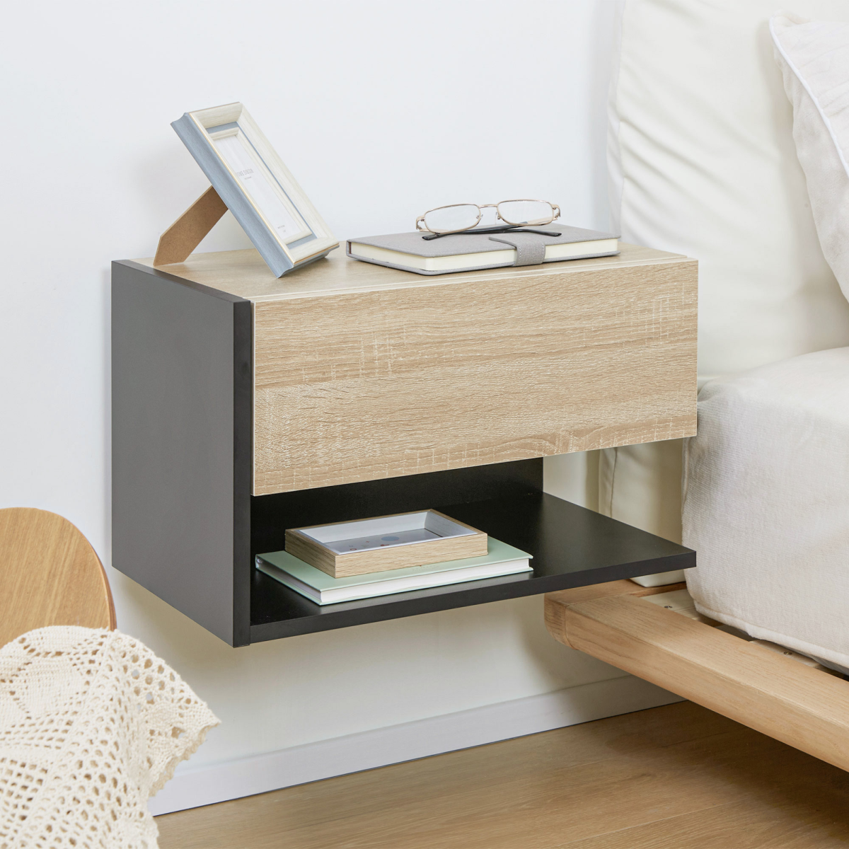 HOMCOM Set of 2 Modern Floating Bedside Tables with Drawer & Shelf
