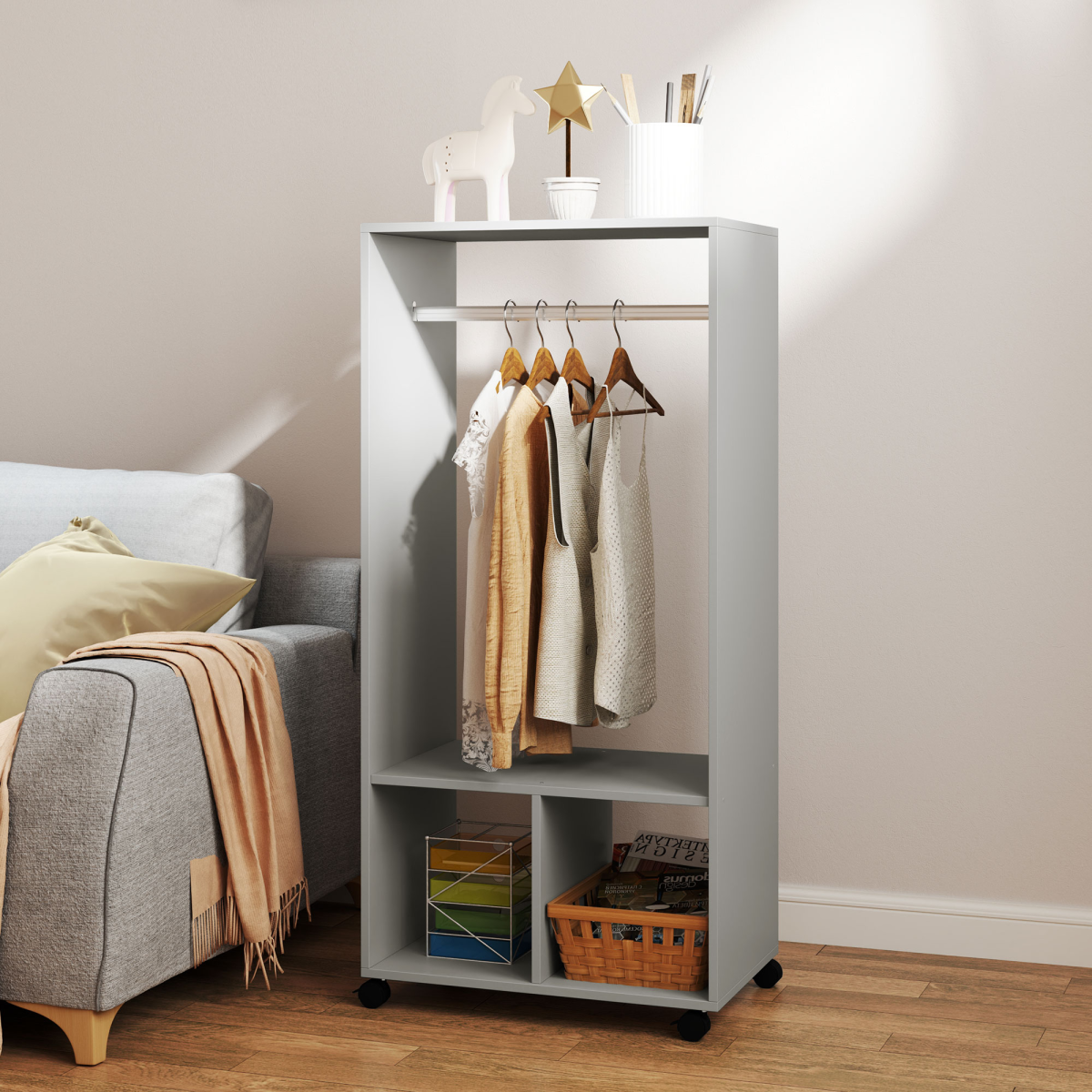 HOMCOM Grey Open Wardrobe Clothes Rail with Shelves & Wheels