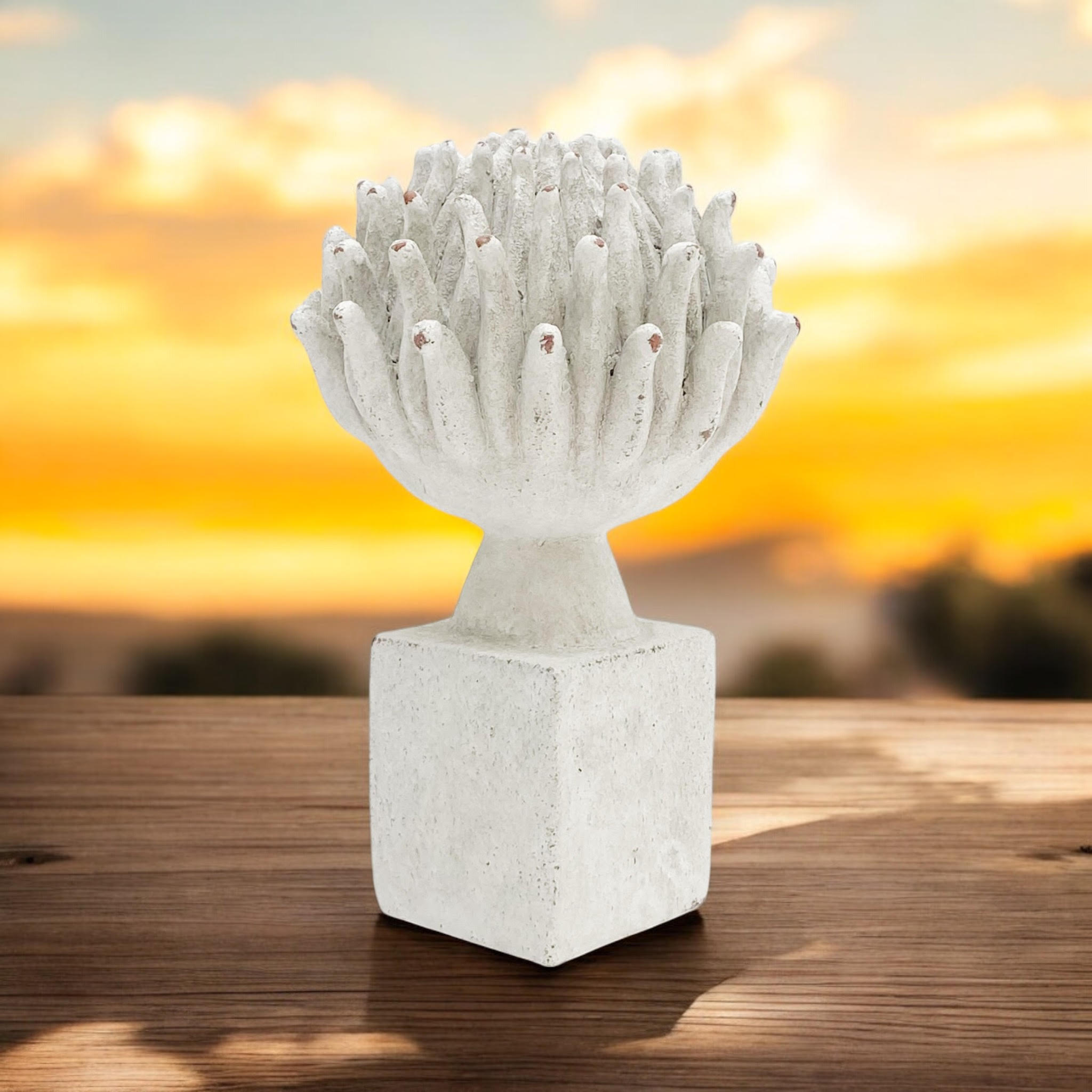 MSL 27cm Resin Flower Hand Finished Indoor Outdoor Home Decor