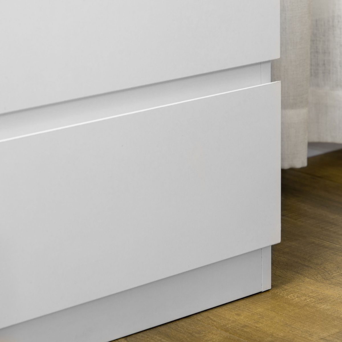 White 3-Drawer Chest of Drawers for Bedroom Storage
