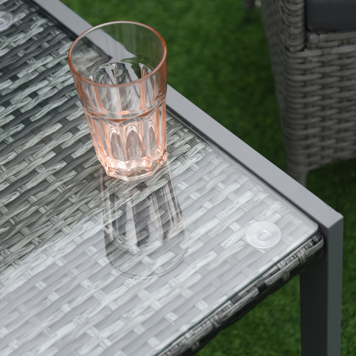 Outsunny Grey PE Rattan Patio Table with Tempered Glass Top and Aluminium Frame