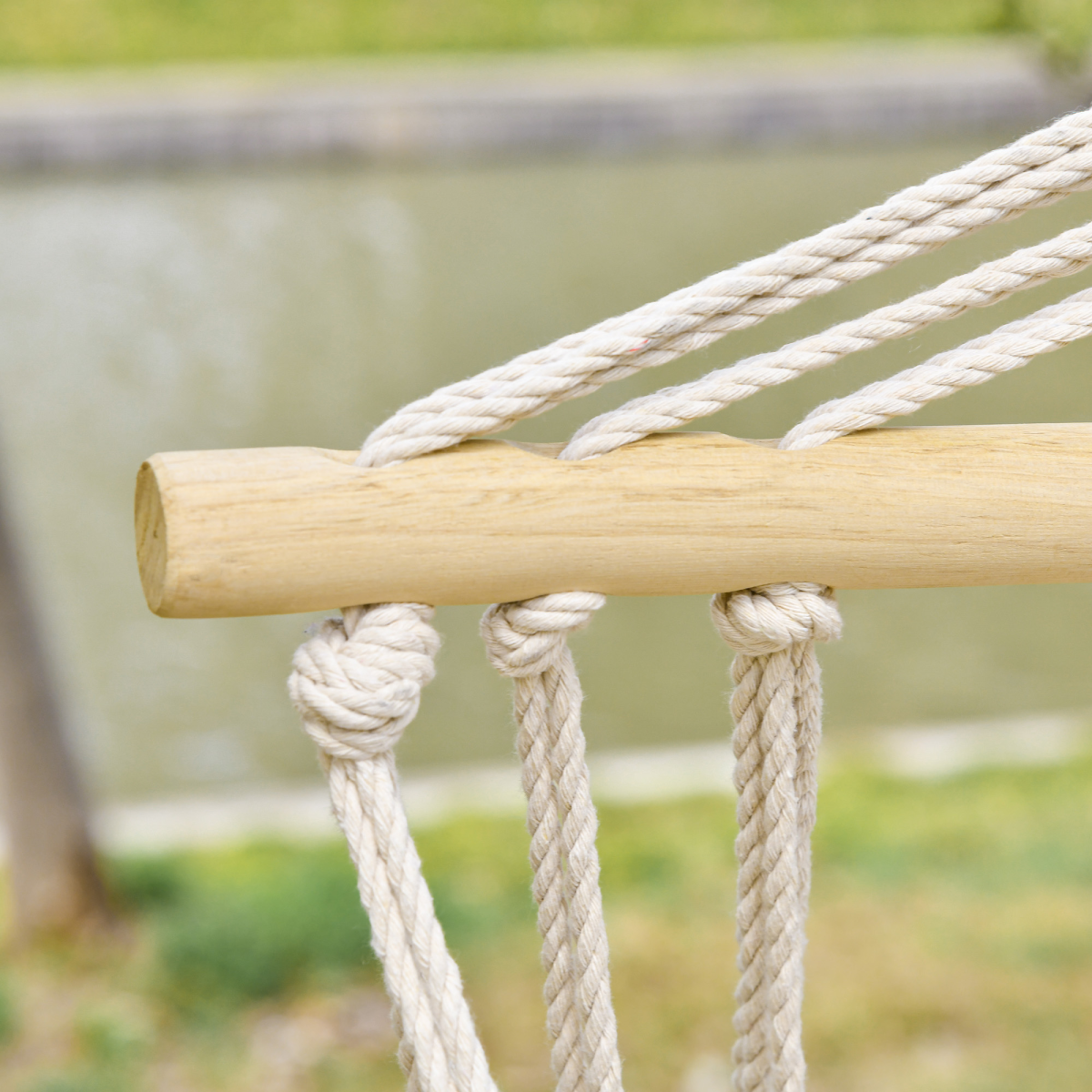 Outsunny Hanging Hammock Chair Swing with Wide Seat, Thick Rope, Wooden Armrests, Cotton Seat, Removable Pillow, 105kg Capacity