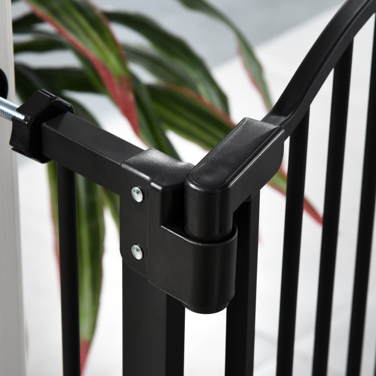 PawHut 74-80cm Adjustable Metal Pet Safety Gate with Auto-Close Auto-Locking Door, Black