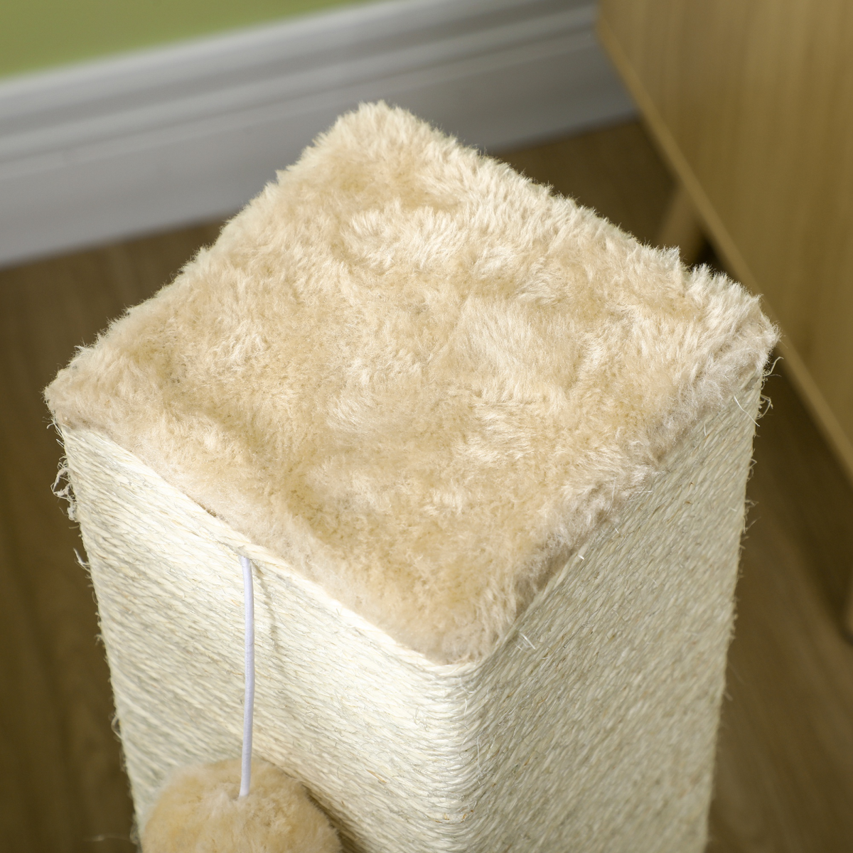 PawHut Beige Cat Scratching Post with Carpet Base & Hanging Toy