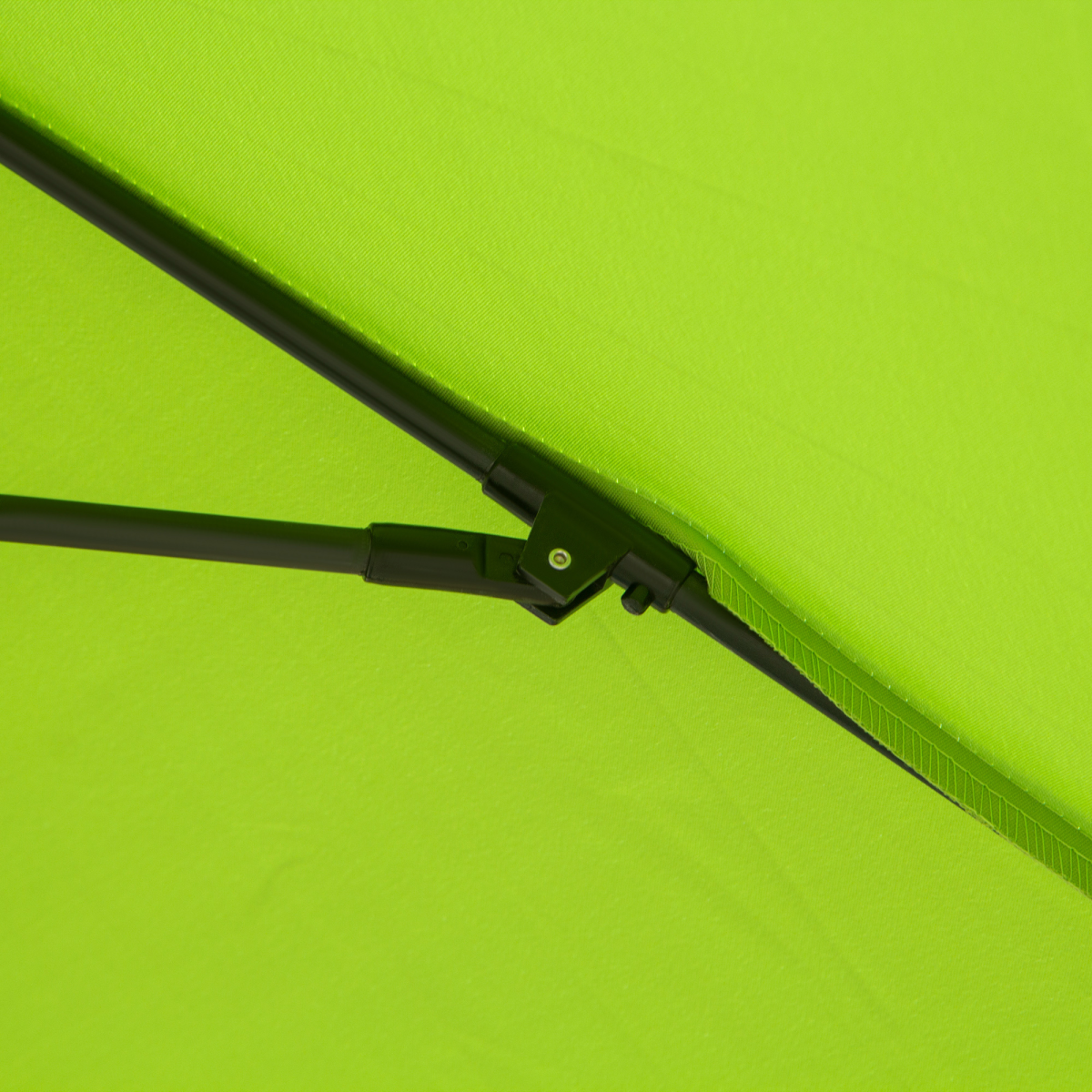Outsunny 2.65m Patio Sun Umbrella Parasol with Tilt Canopy, Crank Handle, Powder Coated Aluminium Pole, Light Green