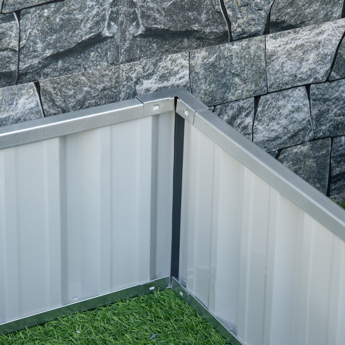 Outsunny Metal Raised Garden Bed Planter Box, 2.6m x 0.9m, No-Bottom Design