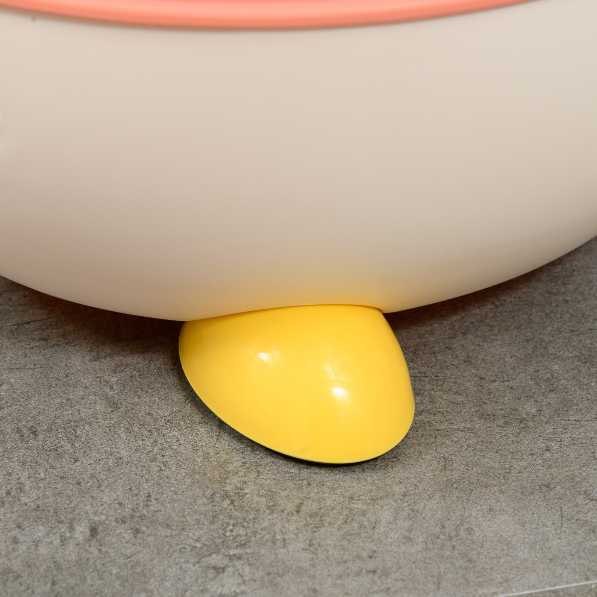 ZONEKIZ Infant Potty Training Toilet with Splash Guard, Non-Slip Feet