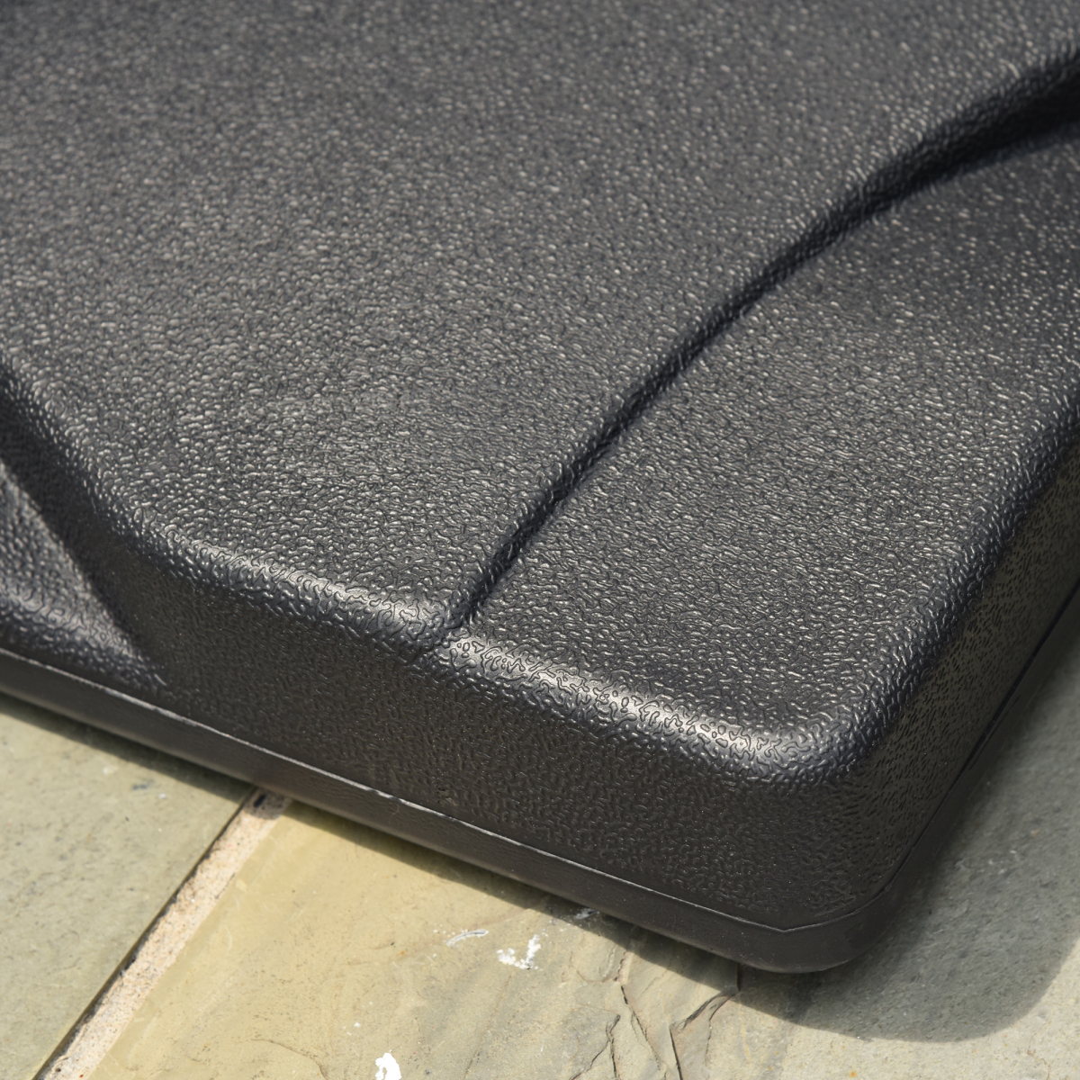Outsunny 20kg Cement Square Parasol Base Black