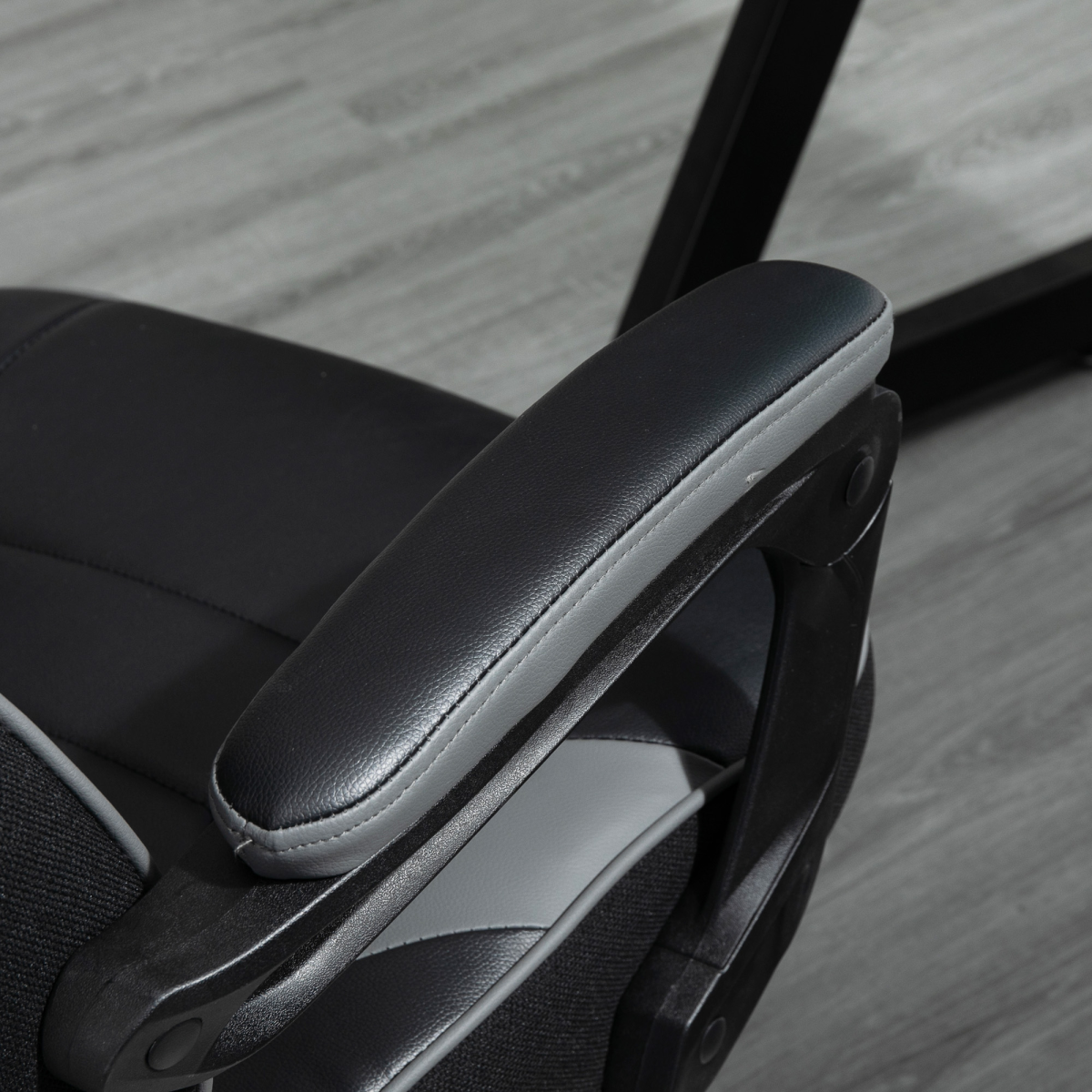 Vinsetto Grey Ergonomic Reclining Gaming Chair with Footrest