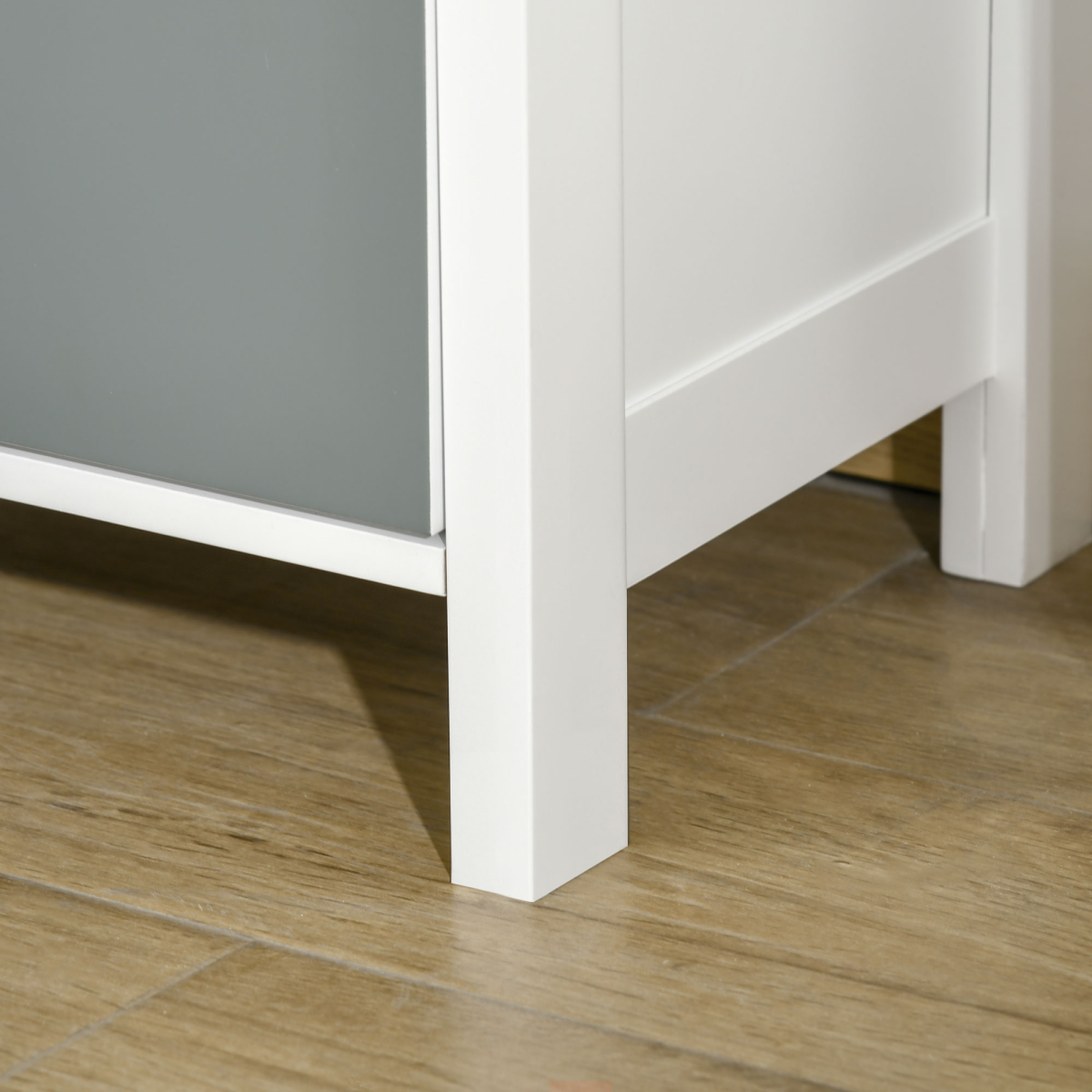 HOMCOM 5-Drawer Chest of Drawers with Bronze-Tone Metal Handles, MDF Structure and Anti-Tipping Straps