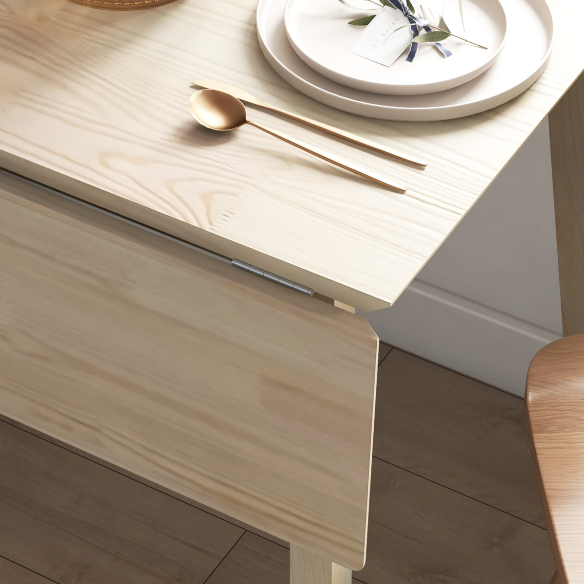 HOMCOM Extendable Pine Wood Drop Leaf Dining Table for 2-4, Natural