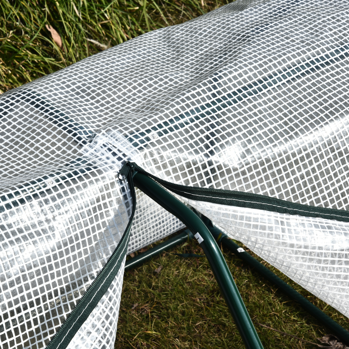 Outsunny 99x71x60cm Mini Greenhouse with PVC Cover, Steel Frame, White