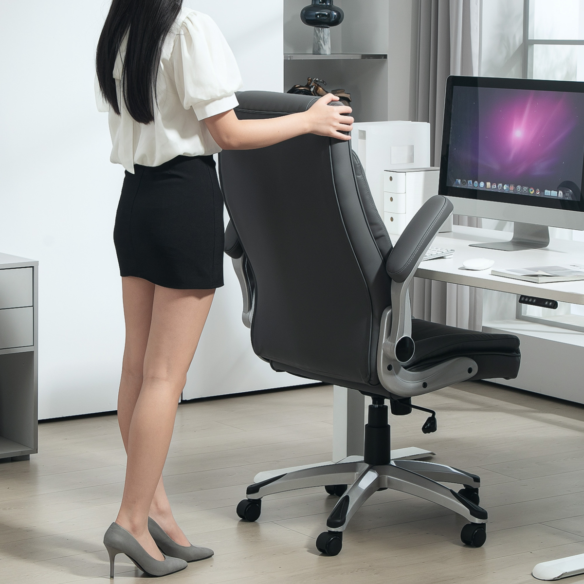 Vinsetto High Back Swivel Executive Office Chair, Dark Grey