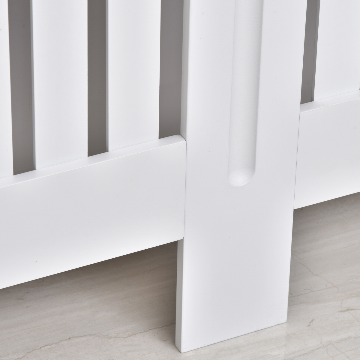 HOMCOM Radiator Cover Painted Slatted MDF Cabinet Lined Grill 152x19x81cm