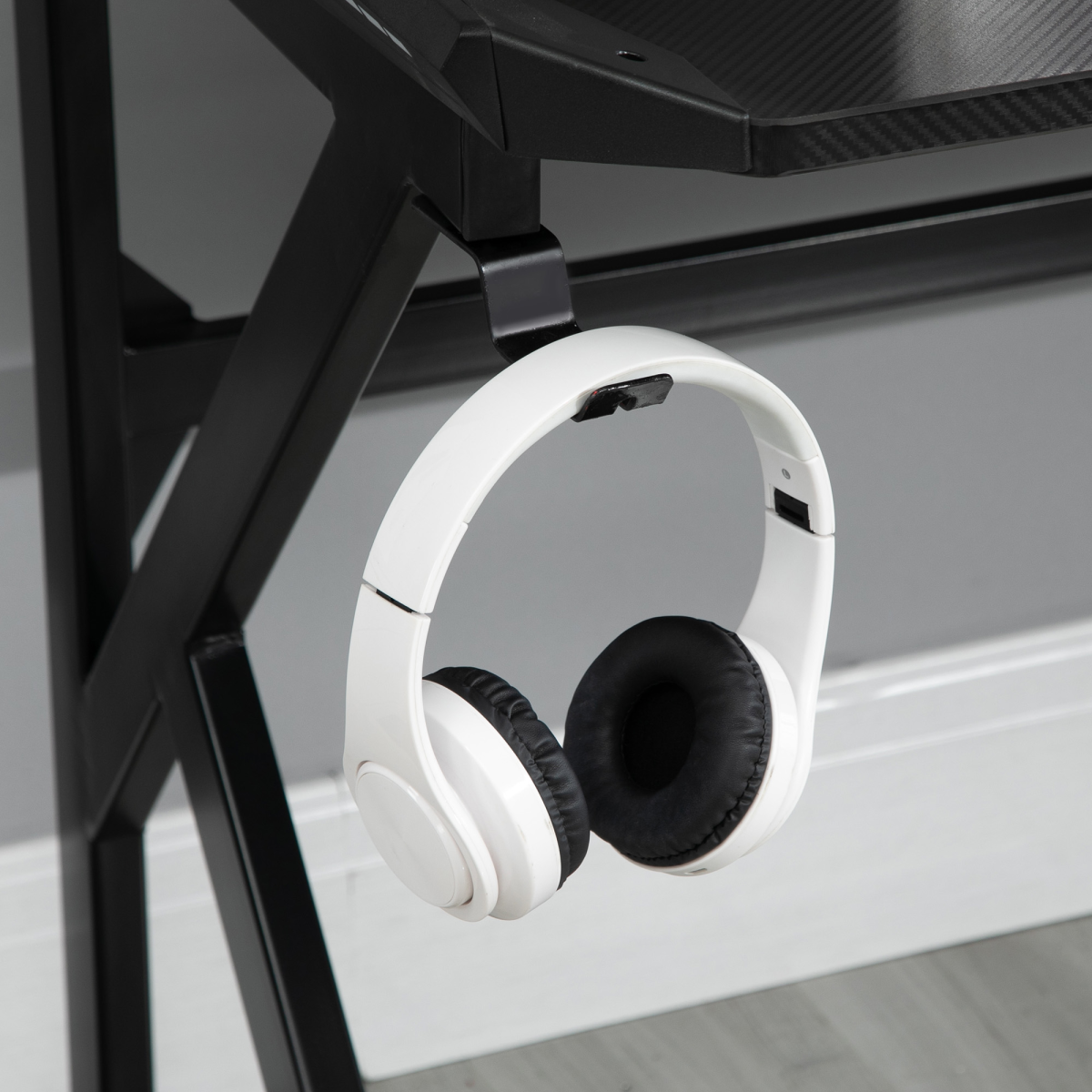 HOMCOM Gaming Desk with Steel Frame, Cup Holder & Headphone Hook