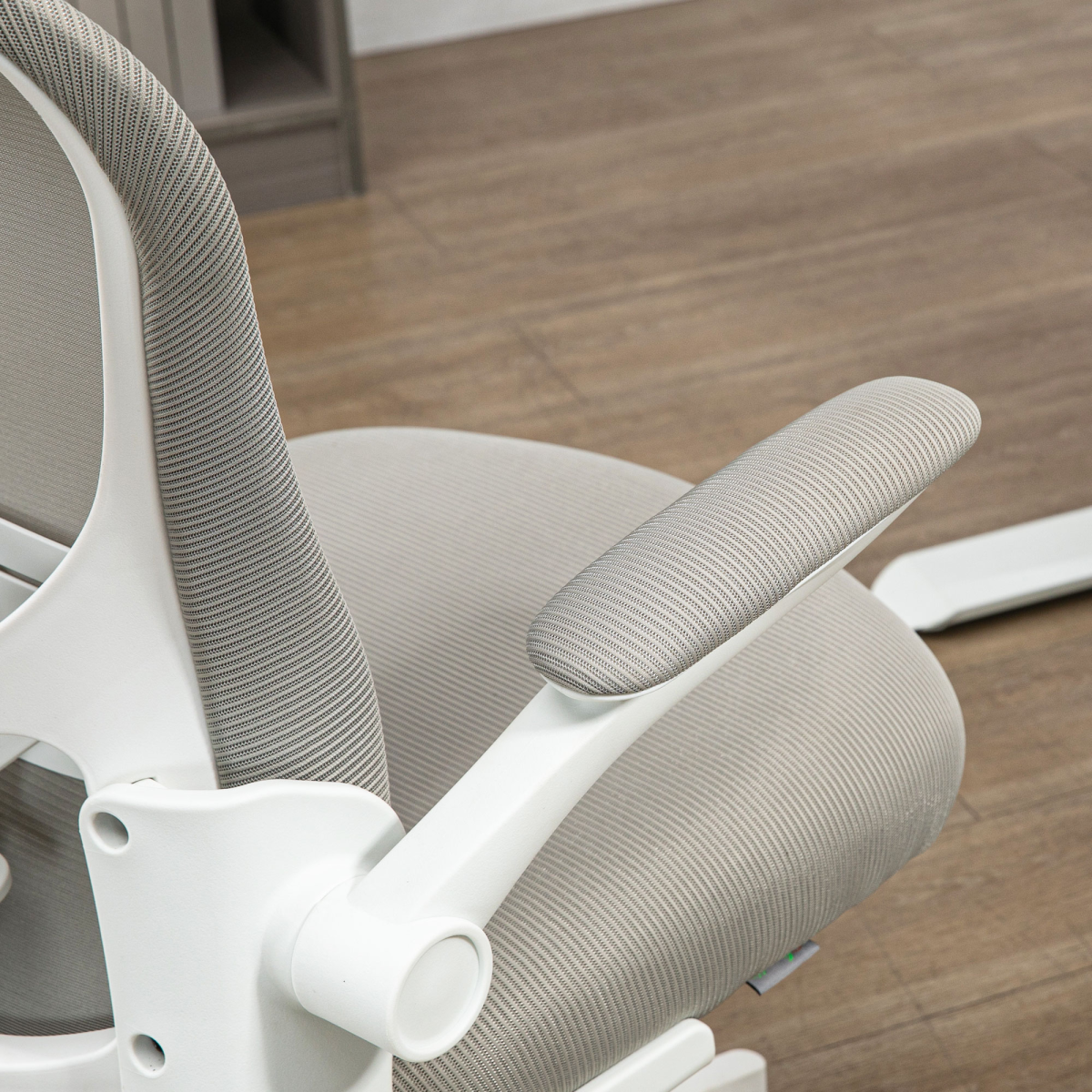 Vinsetto Grey Mesh Office Chair with Headrest, Adjustable Lumbar, Flip-Up Arms