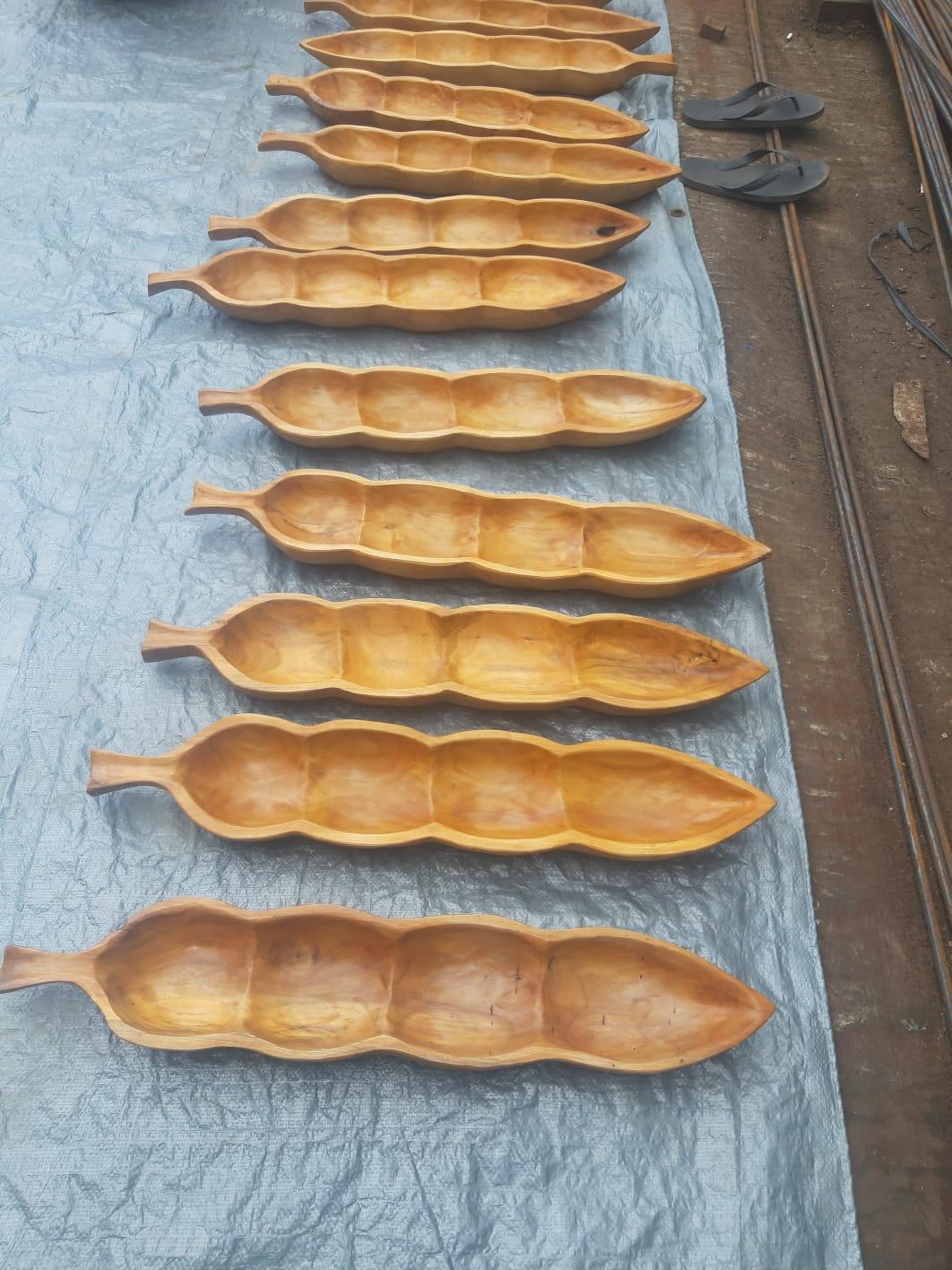MSL 70cm Peanut-Shaped Teak Serving Bowl