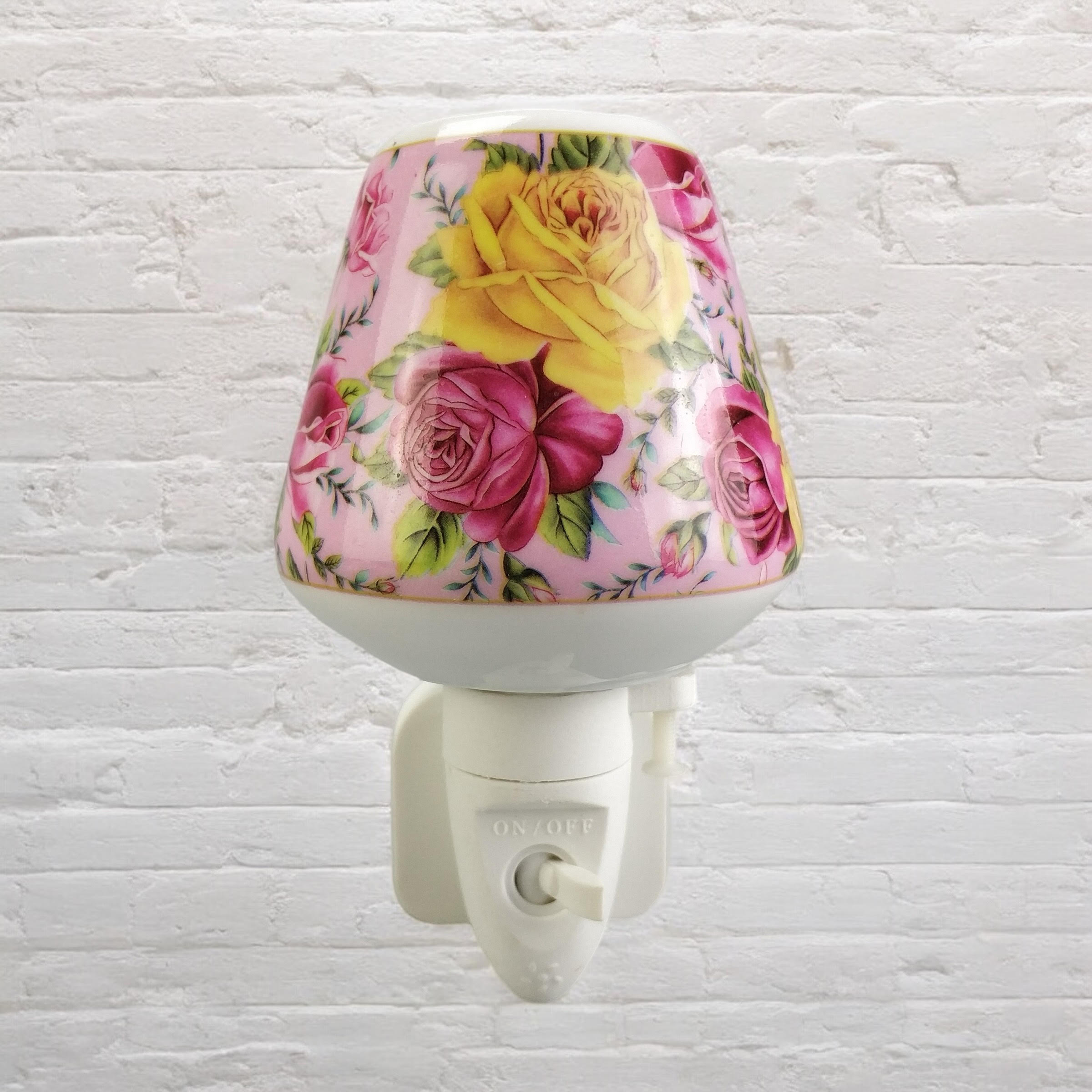 8 Inch Floral LED Nightlight, Yellow and Pink Rose, Multi-Color Decorative Home Light