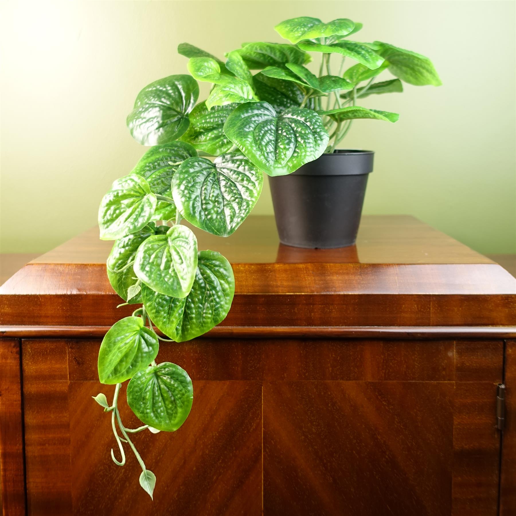 Leaf 35cm Artificial Trailing Potted Pothos Plant, Realistic Potted Plant