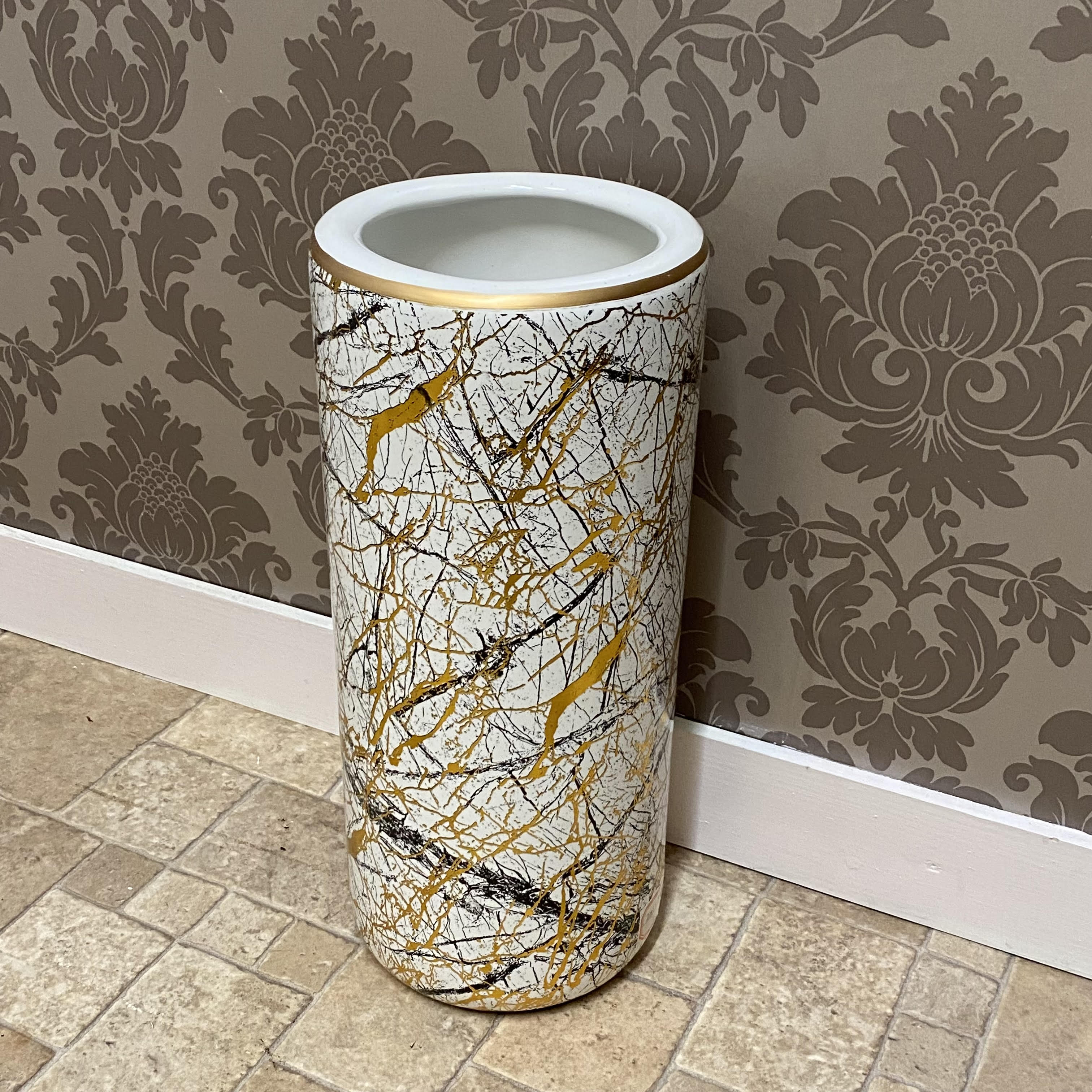 MSL 18 in Ceramic Umbrella Stand